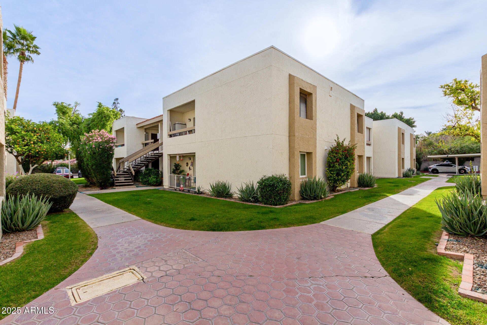 QUAIL POINT CLUB AND TOWNHOMES - Residential