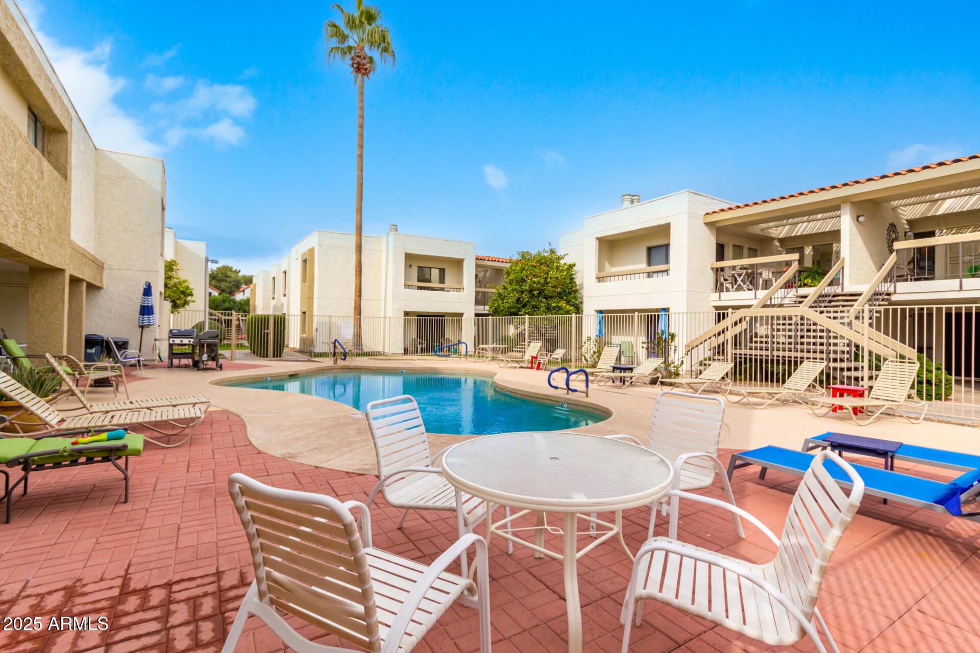 QUAIL POINT CLUB AND TOWNHOMES - Residential