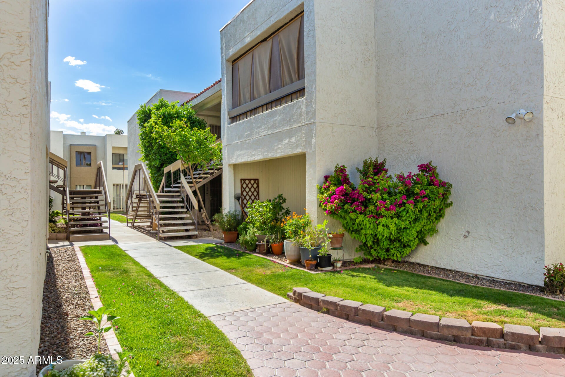 QUAIL POINT CLUB AND TOWNHOMES - Residential