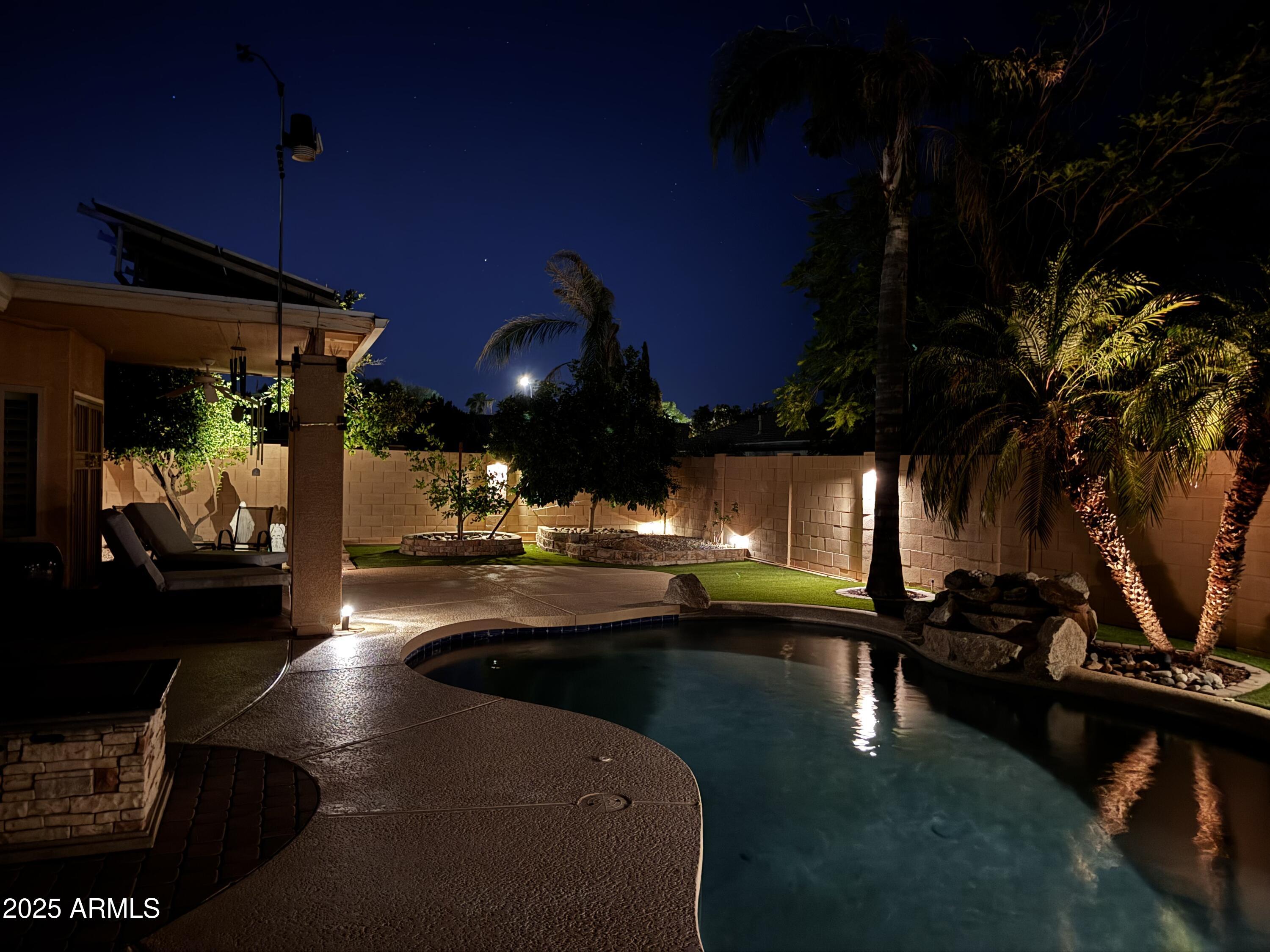 2163 E FIRESTONE Drive