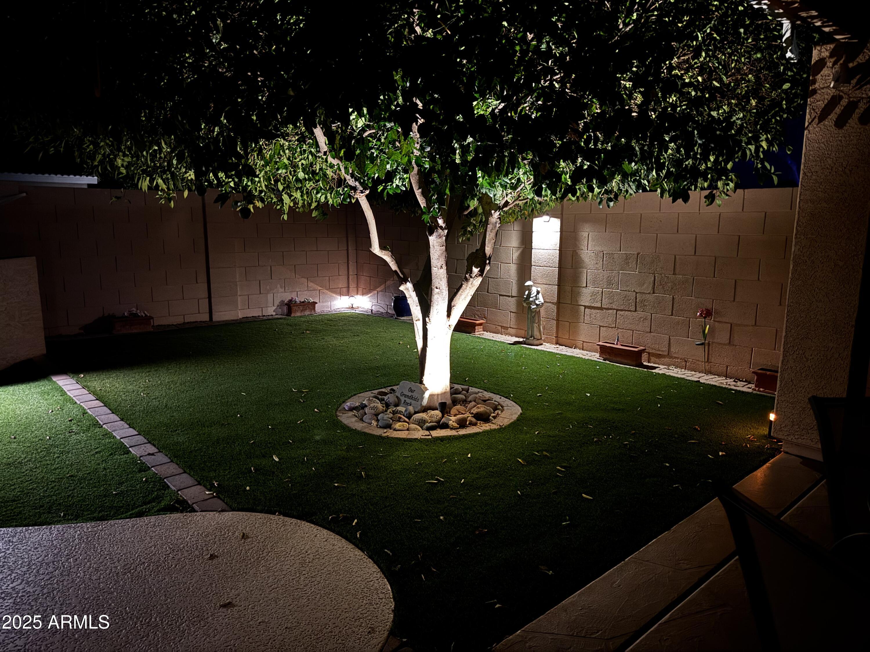 2163 E FIRESTONE Drive