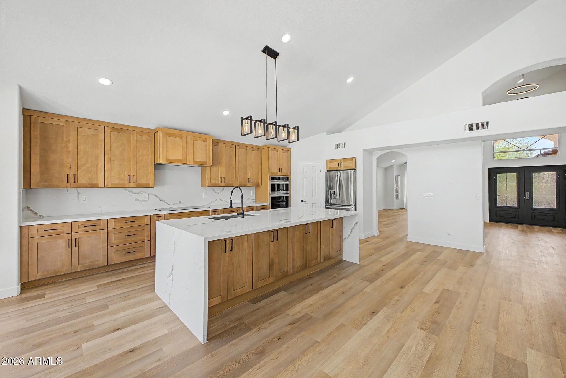 Properties 1 1426 E AMBERWOOD Drive