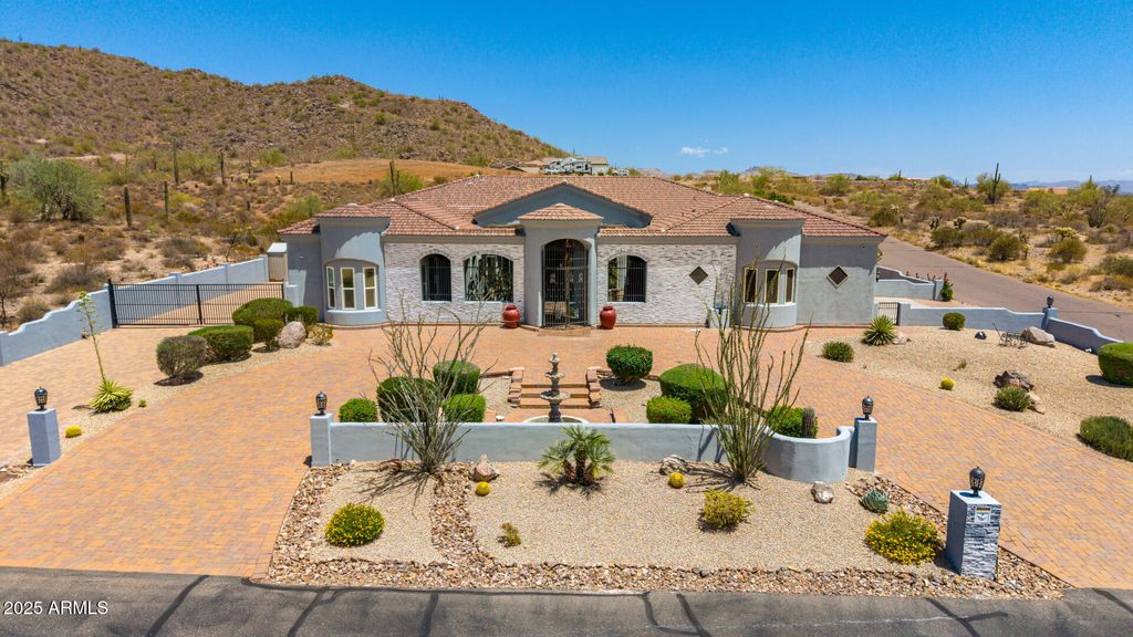 Photo of 5399 S Via De Rico, Gold Canyon, AZ 85118 (MLS # 6900727)