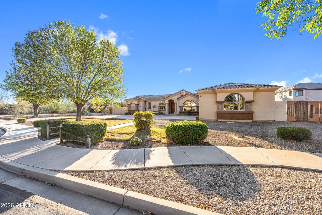 Photo of 22264 S 203rd Street, Queen Creek, AZ 85142 (MLS # 6994140)