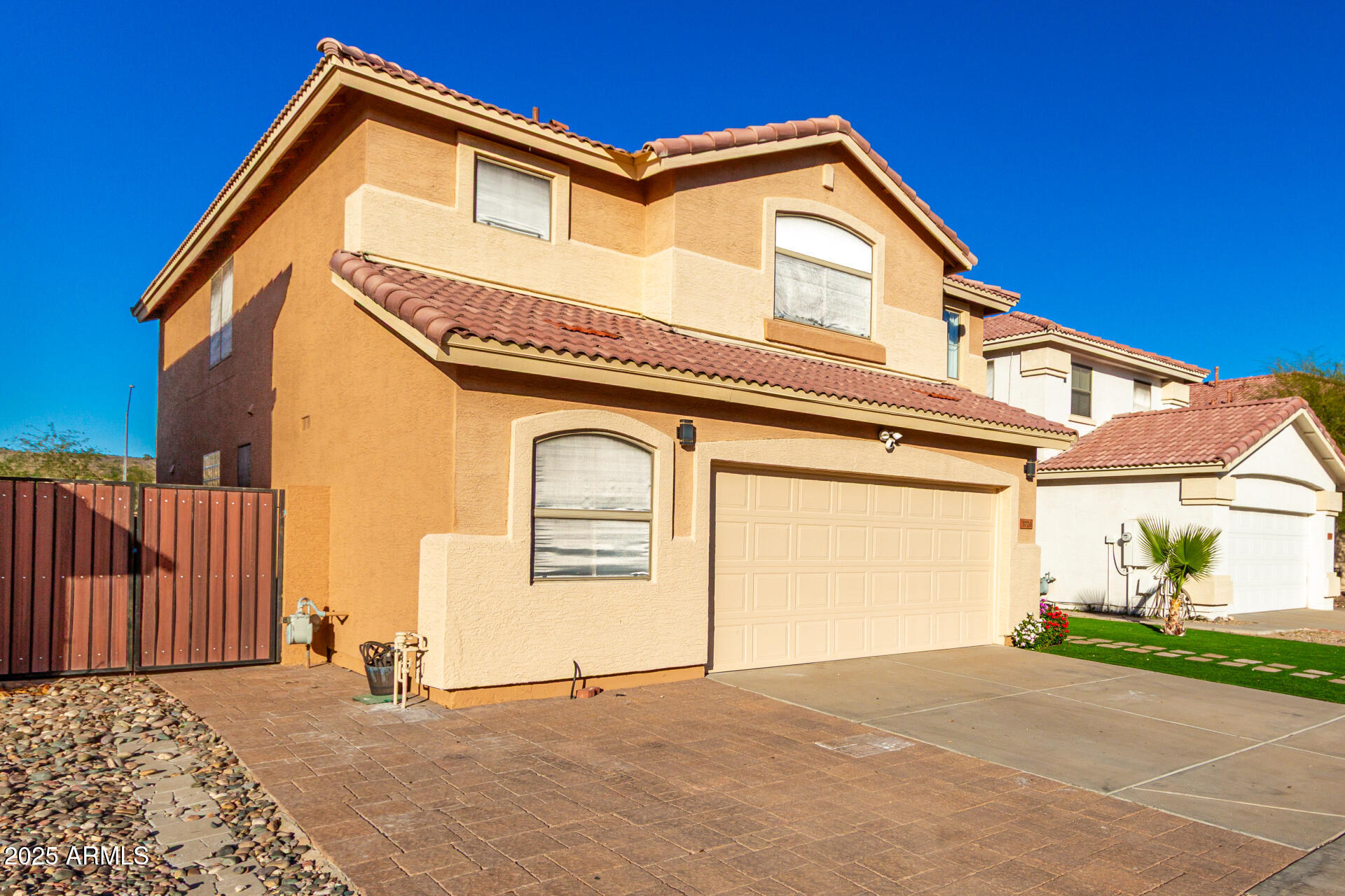 3726 W VILLA LINDA Drive