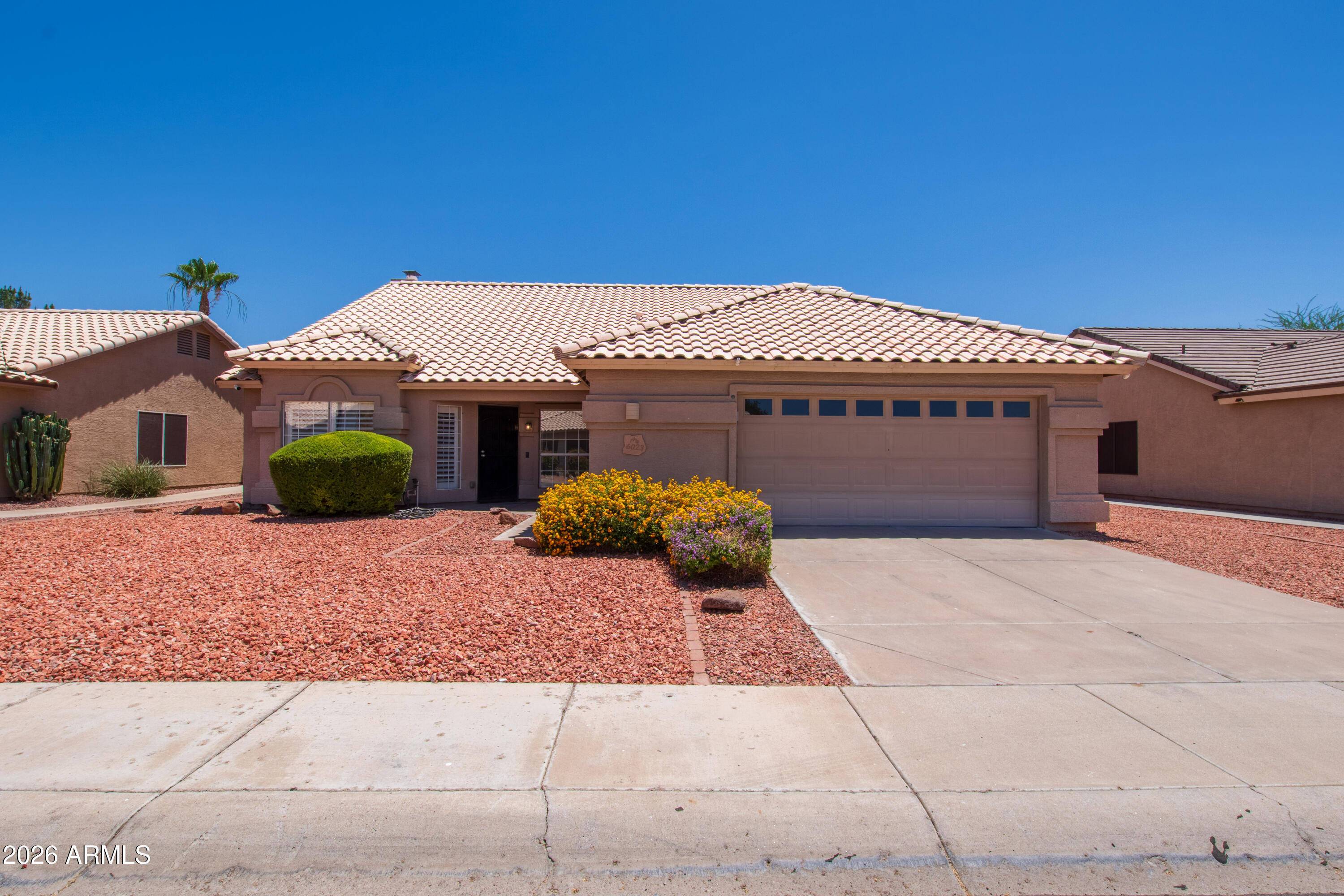 6023 W BLACKHAWK Drive