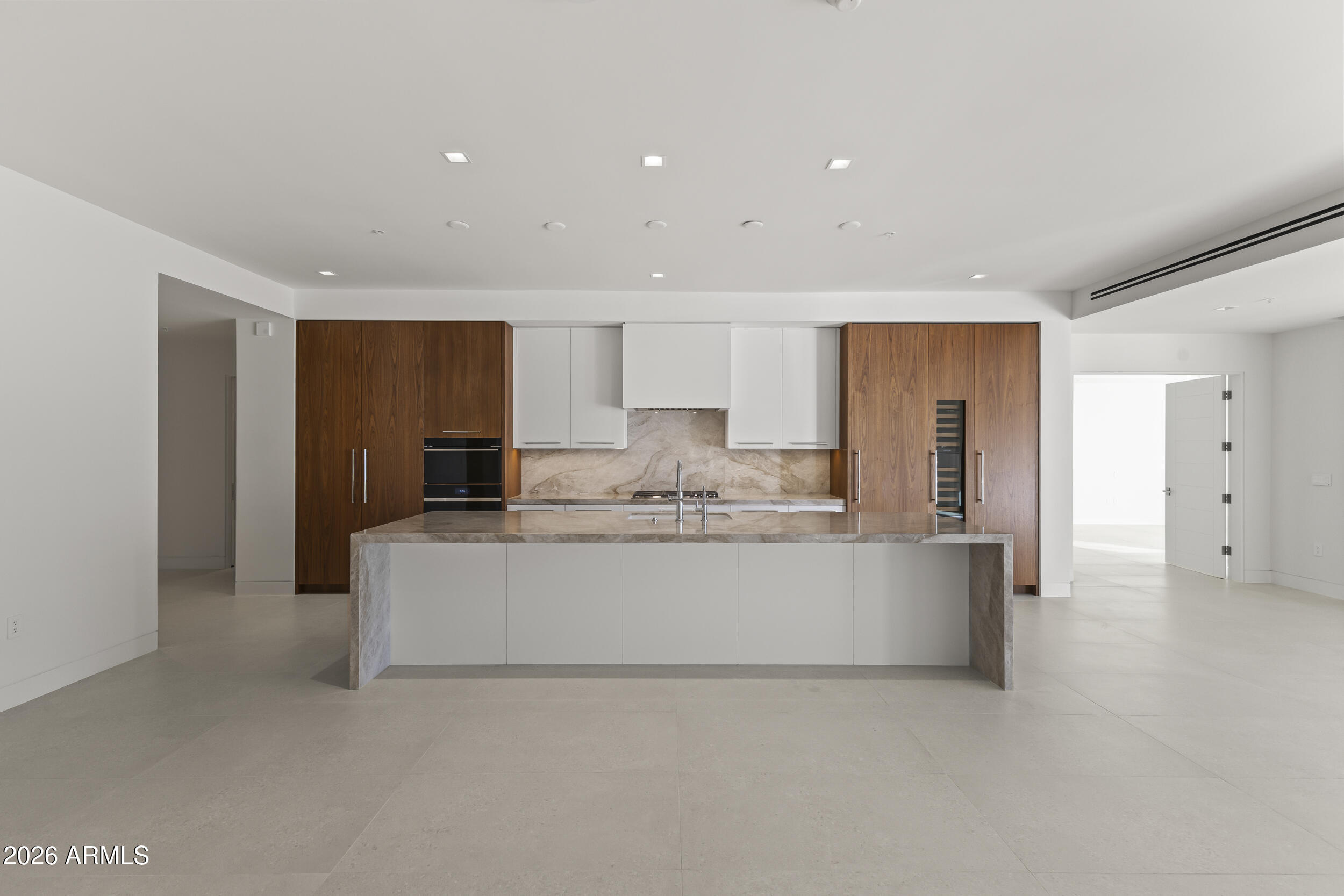 6587 N PALMERAIE Boulevard 2021