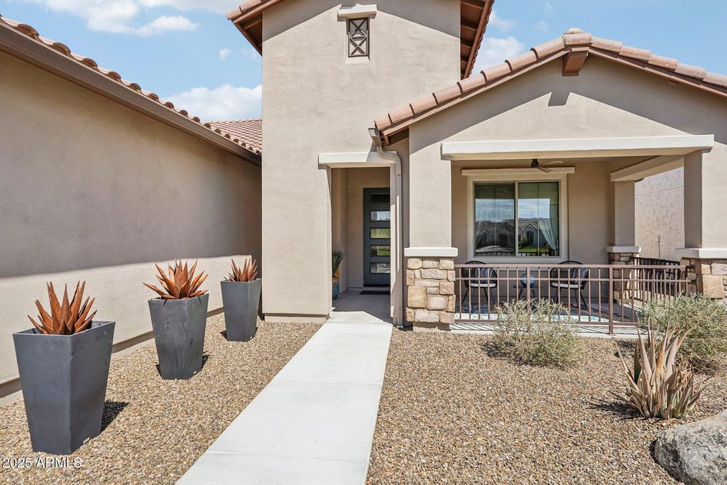 Photo of 16506 W La Reata Avenue, Goodyear, AZ 85395 (MLS # 6914777)