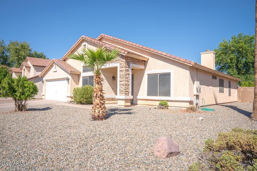 Photo of 1066 E Bart Street, Gilbert, AZ 85295 (MLS # 6965240)