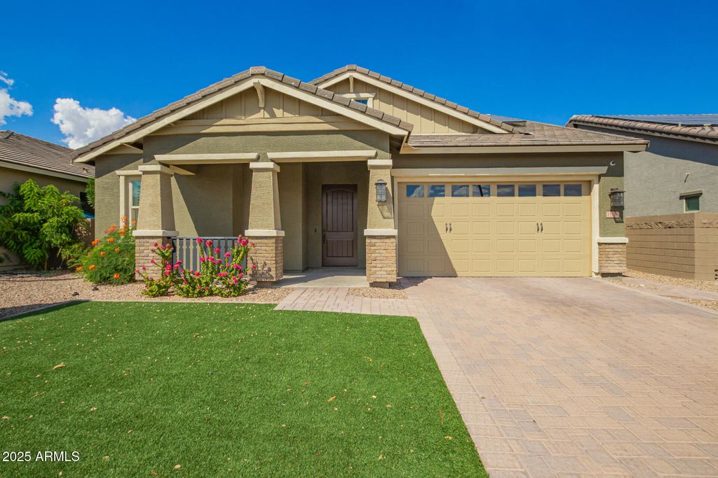 Photo of 15108 W Roosevelt Street, Goodyear, AZ 85338 (MLS # 6922367)
