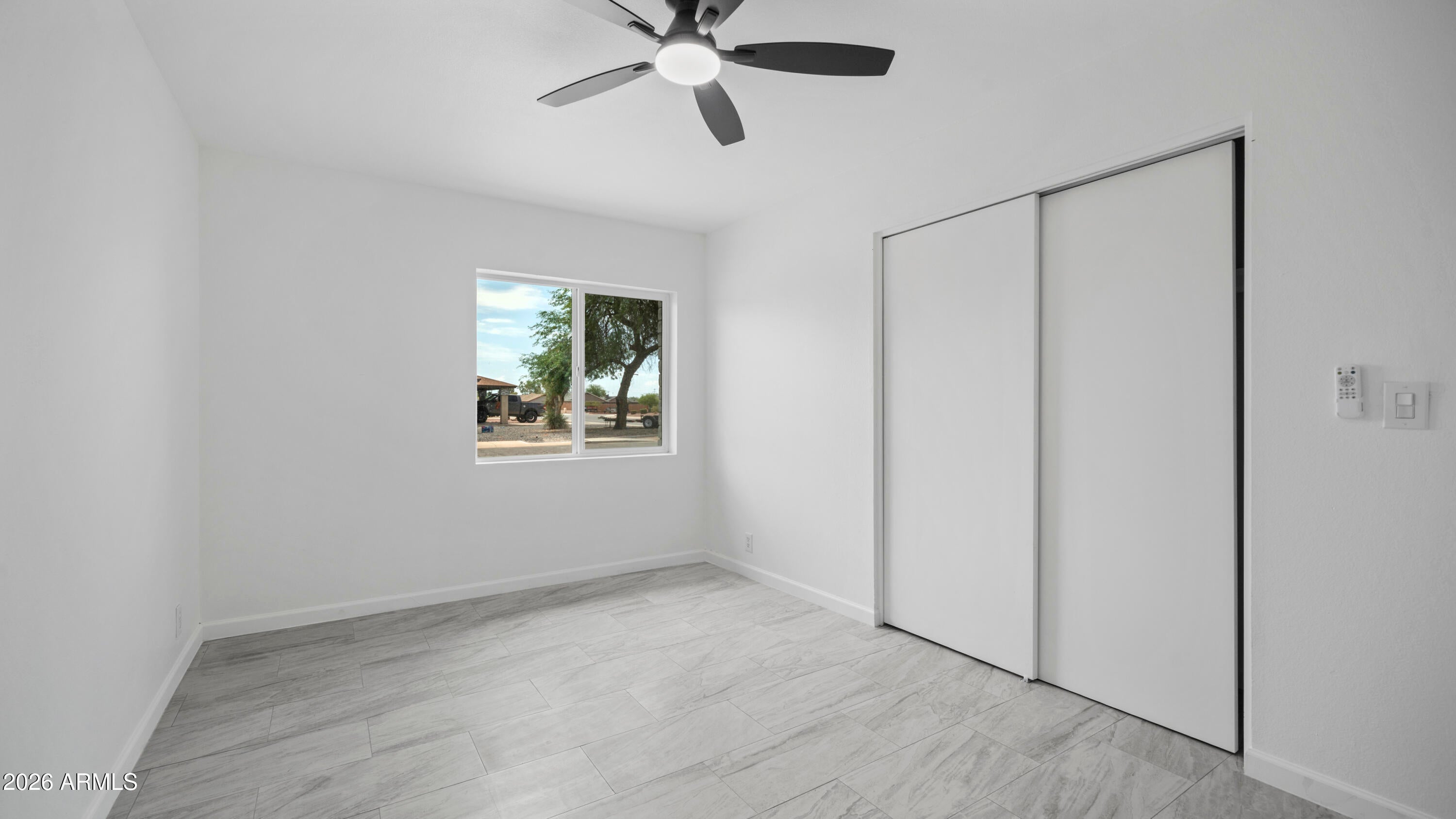702 E SAGUARO Street
