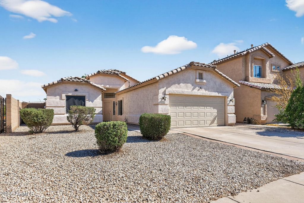 Photo of 11016 W Almeria Road, Avondale, AZ 85392 (MLS # 6923790)