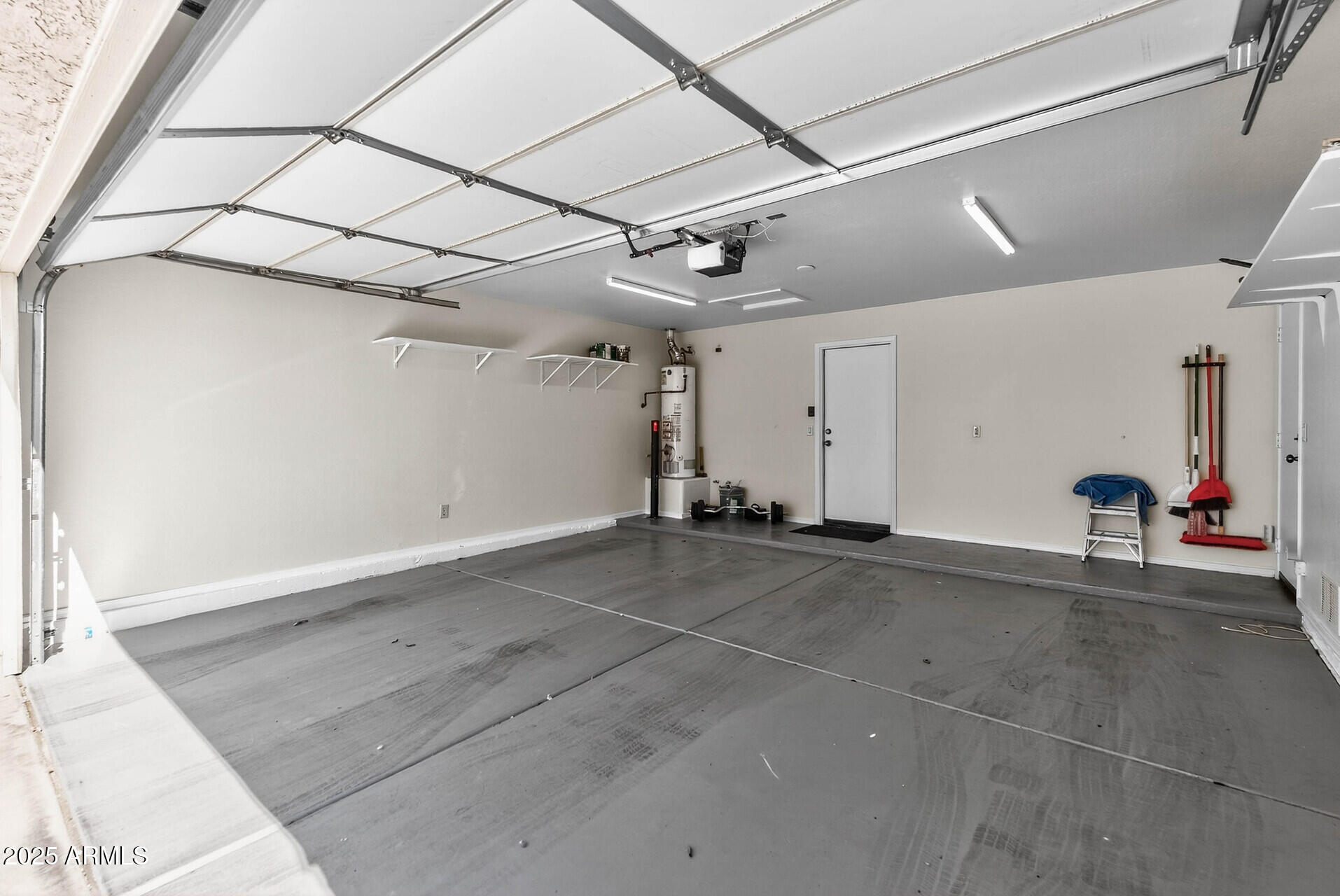 Avondale, Arizona 85392, United States, 3 Bedrooms Bedrooms, ,2 BathroomsBathrooms,Residential,Active,217937