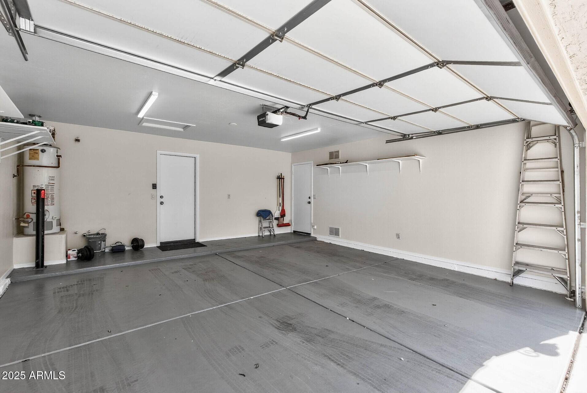 Avondale, Arizona 85392, United States, 3 Bedrooms Bedrooms, ,2 BathroomsBathrooms,Residential,Active,217937