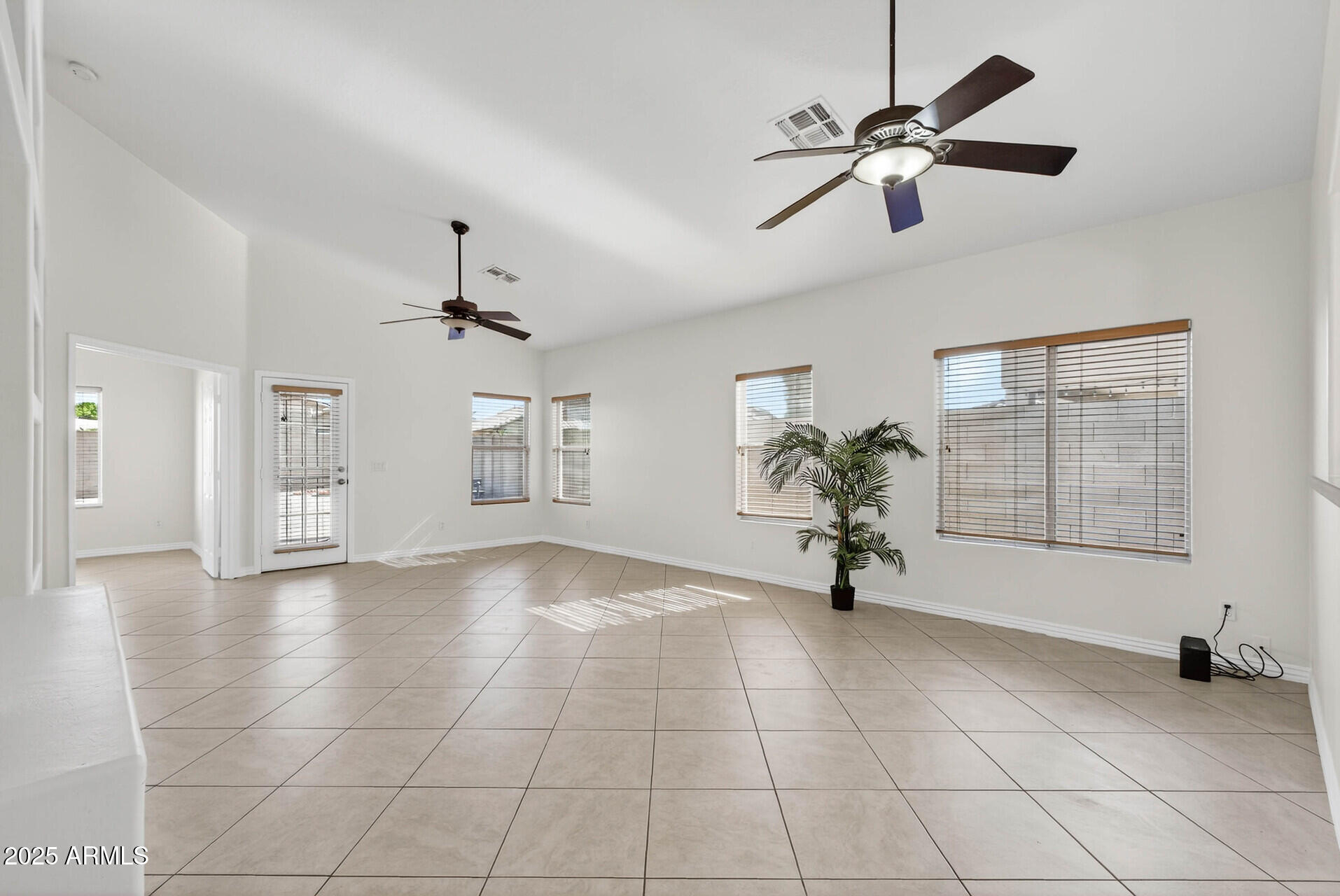 Avondale, Arizona 85392, United States, 3 Bedrooms Bedrooms, ,2 BathroomsBathrooms,Residential,Active,217937