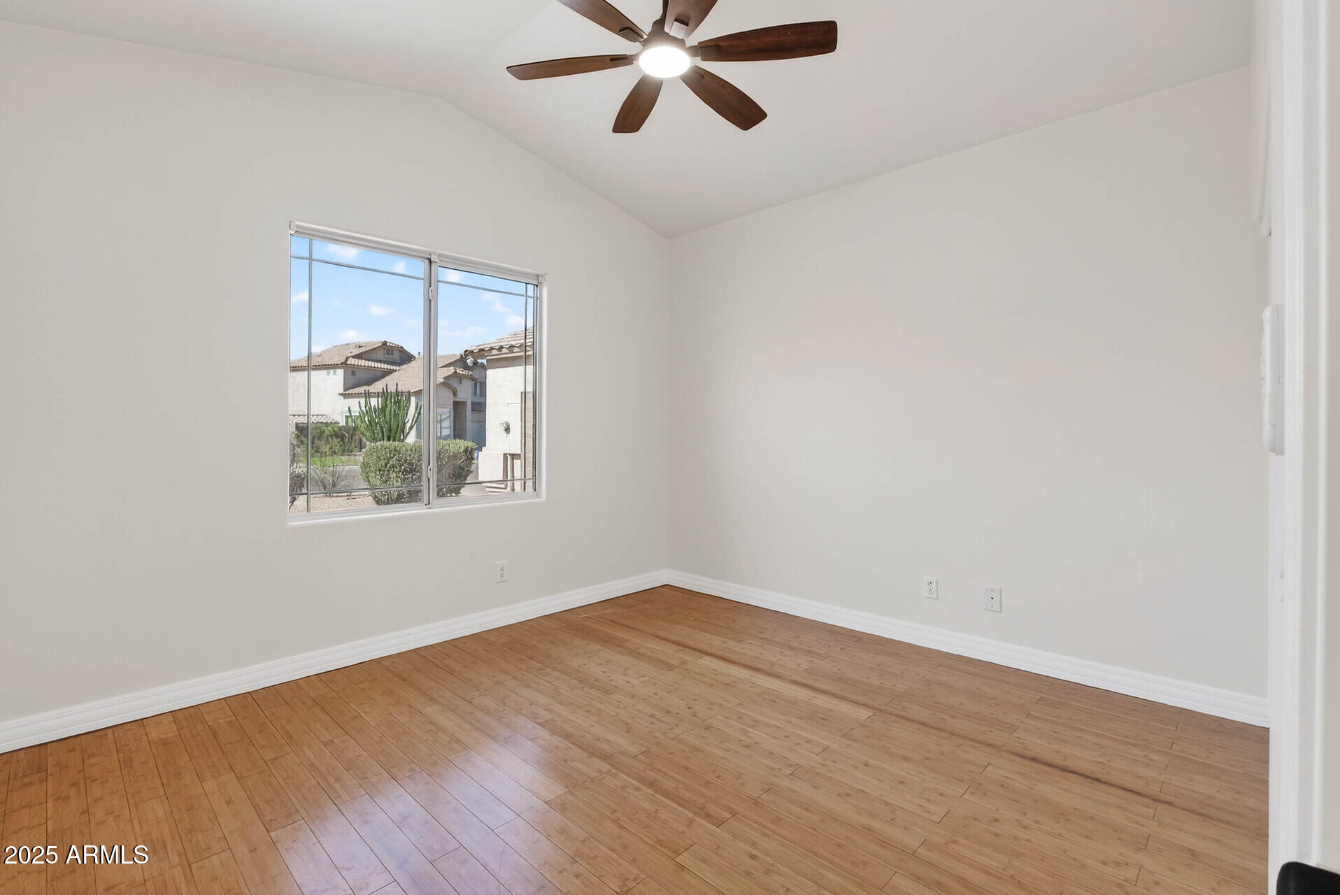 Avondale, Arizona 85392, United States, 3 Bedrooms Bedrooms, ,2 BathroomsBathrooms,Residential,Active,217937