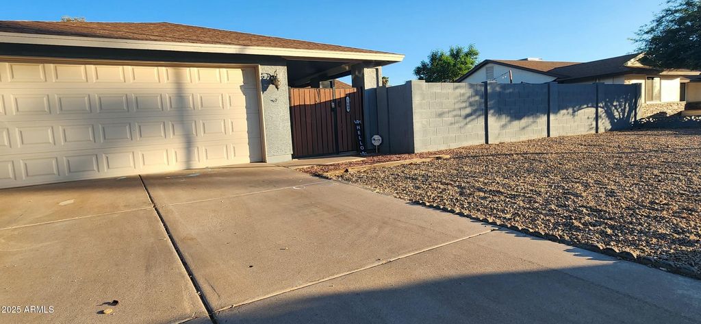 Photo of 1609 W Palomino Drive, Chandler, AZ 85224 (MLS # 6927450)