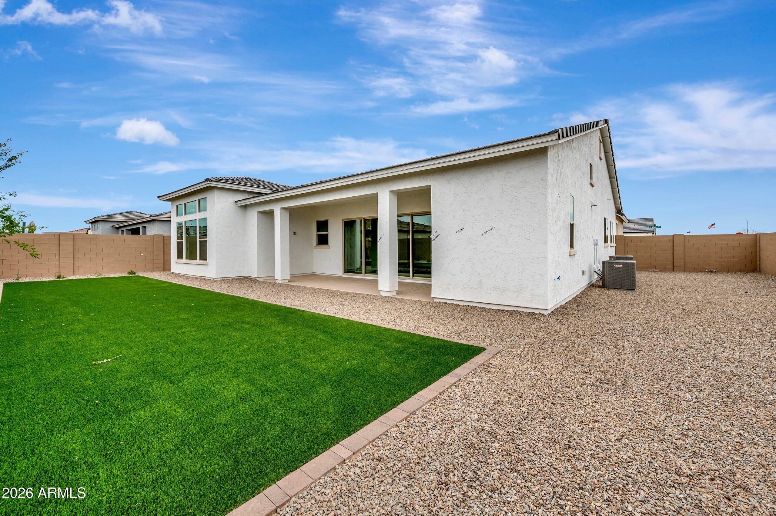 BLOSSOM ROCK PHASE 1 2022084918 - Residential