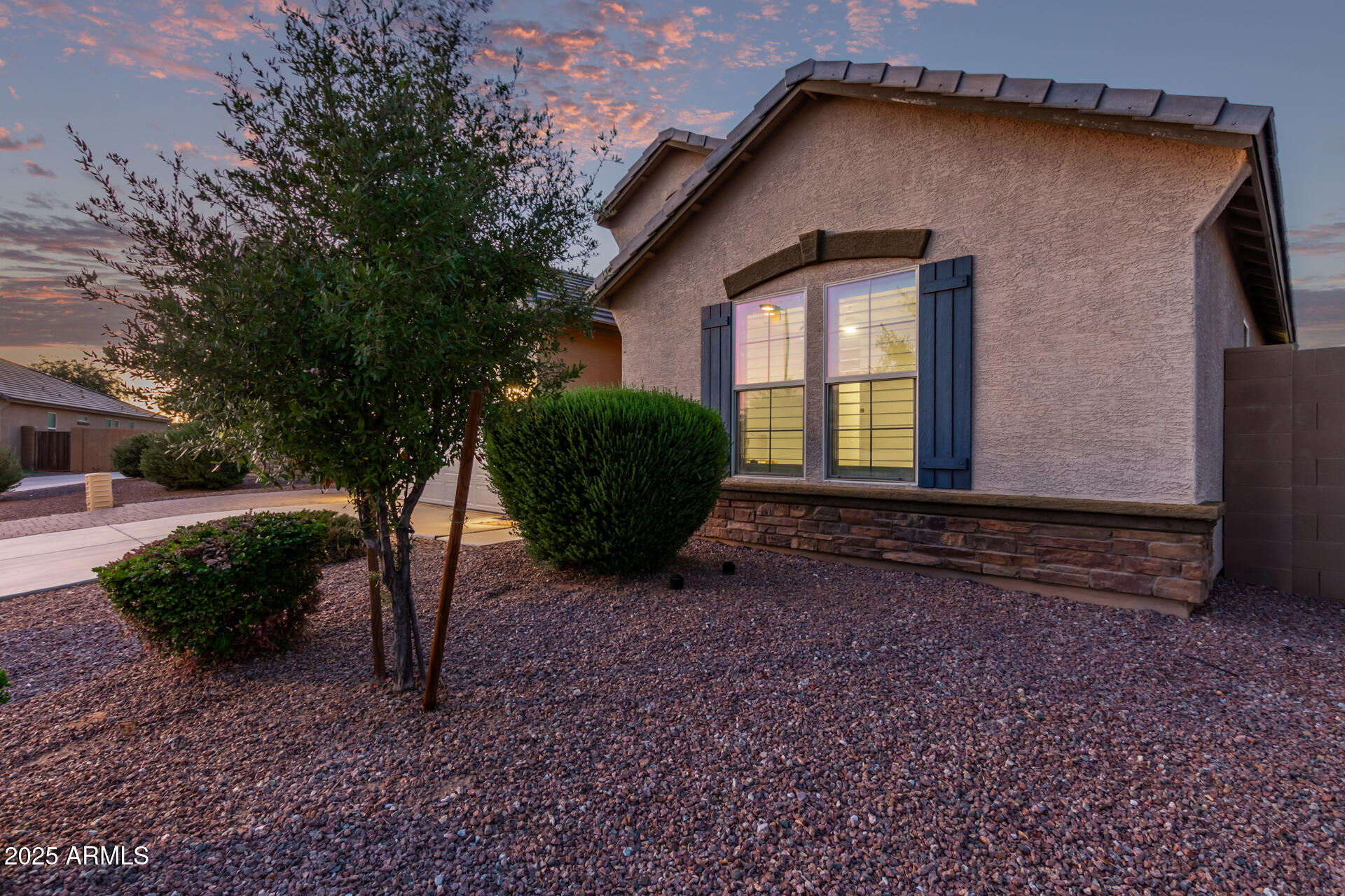 2236 W ASTON Drive
