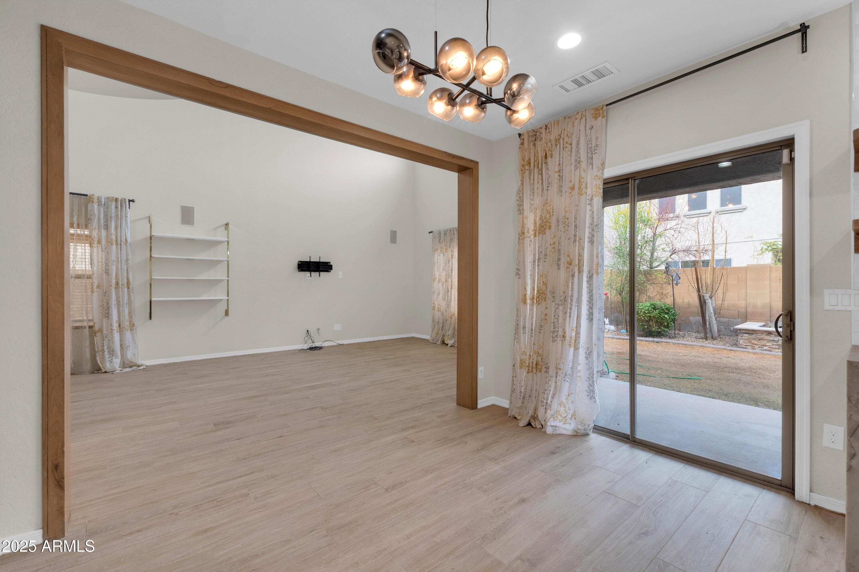 2040 W Kathleen Road