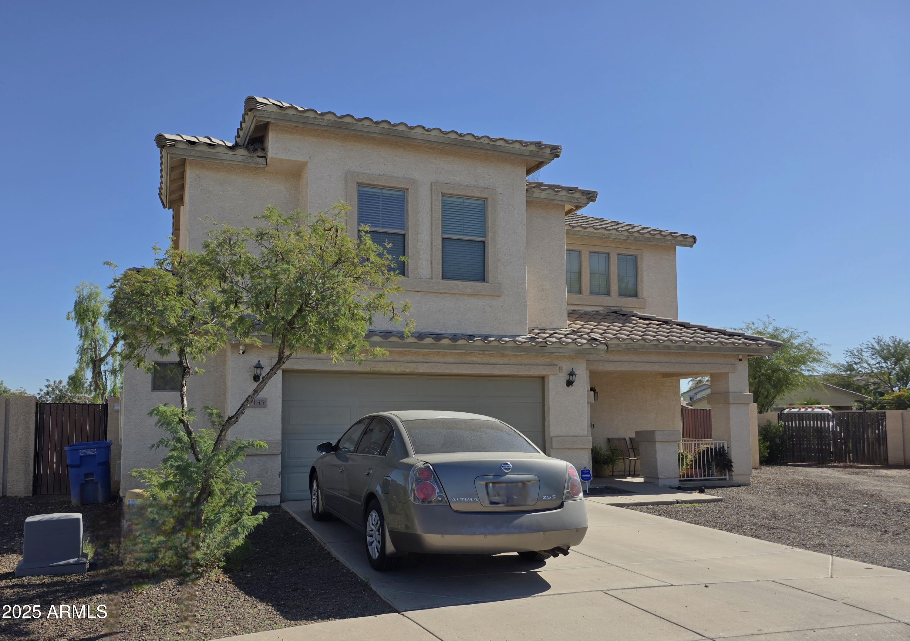 7135 W RAYMOND Street