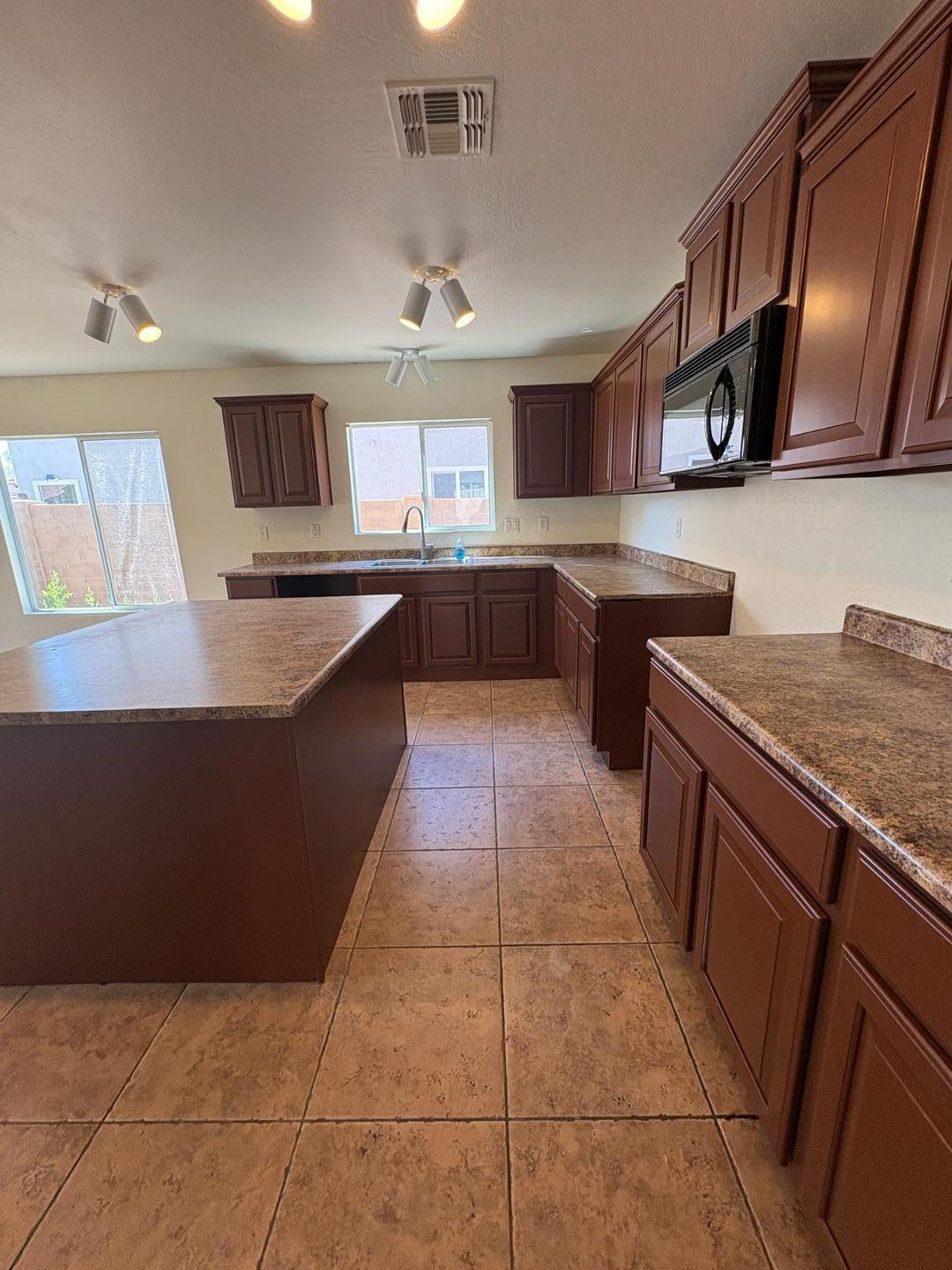 28087 N Limestone Lane