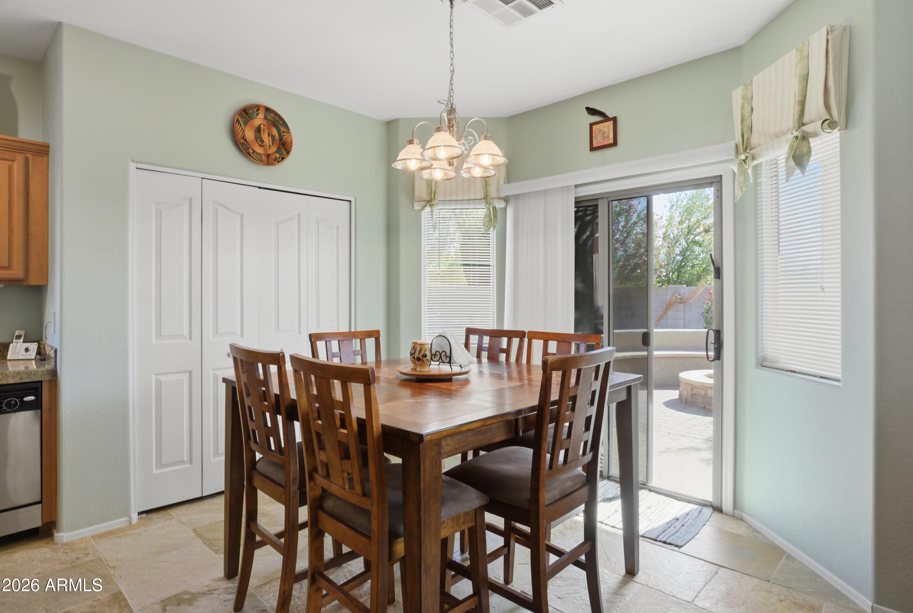 29391 W AMELIA Avenue