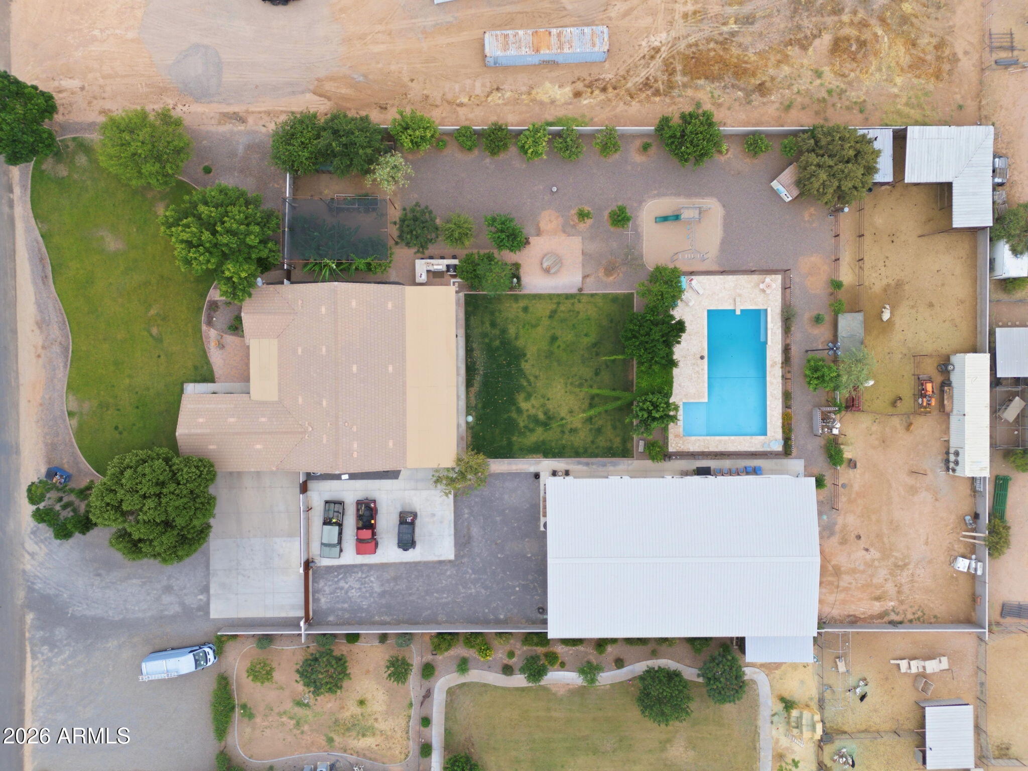 1251 E LOVELAND Lane