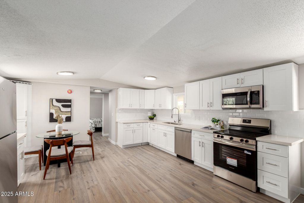 Photo of 12721 W Greenway Road #80, El Mirage, AZ 85335 (MLS # 6907054)