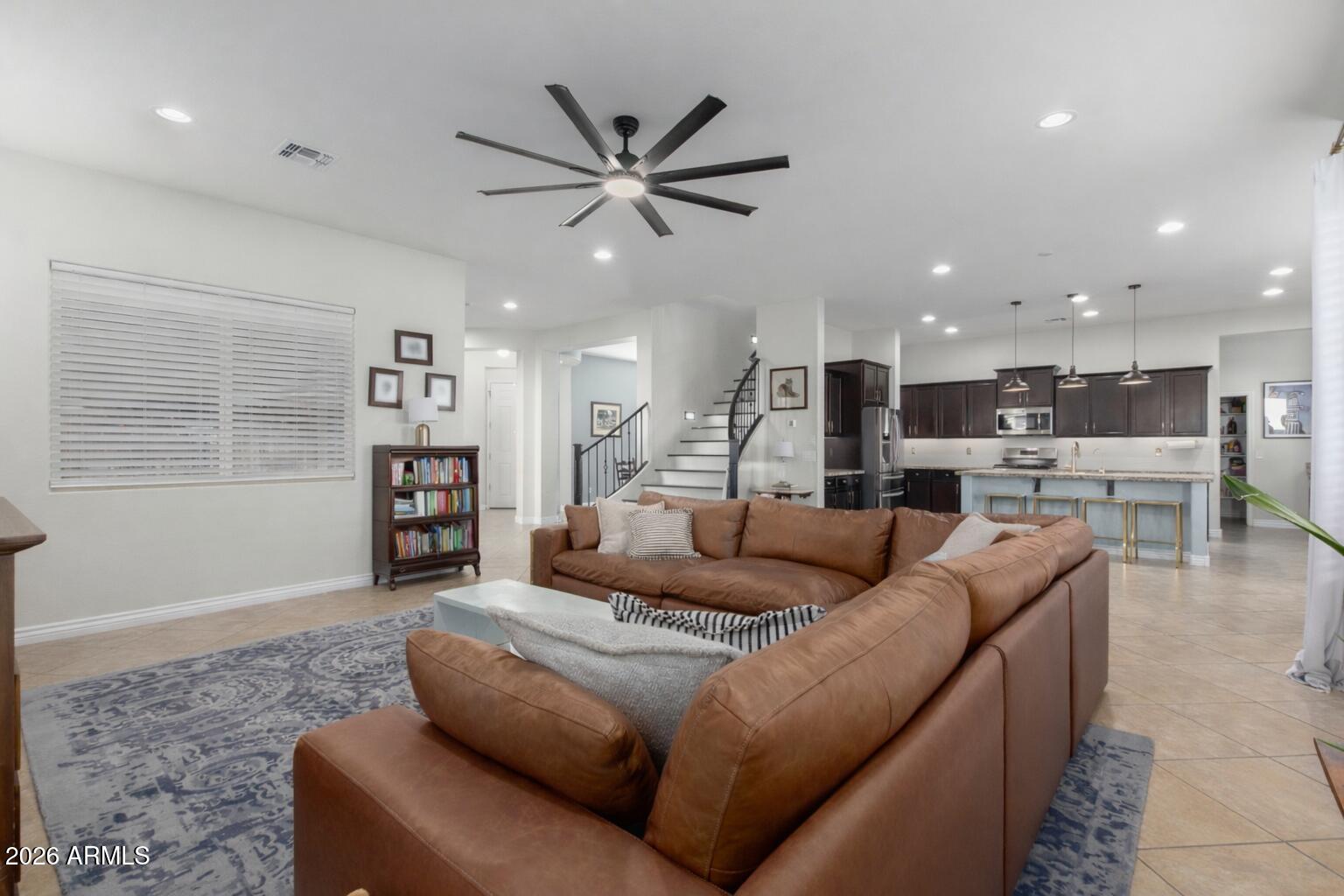 20252 E QUINTERO Road