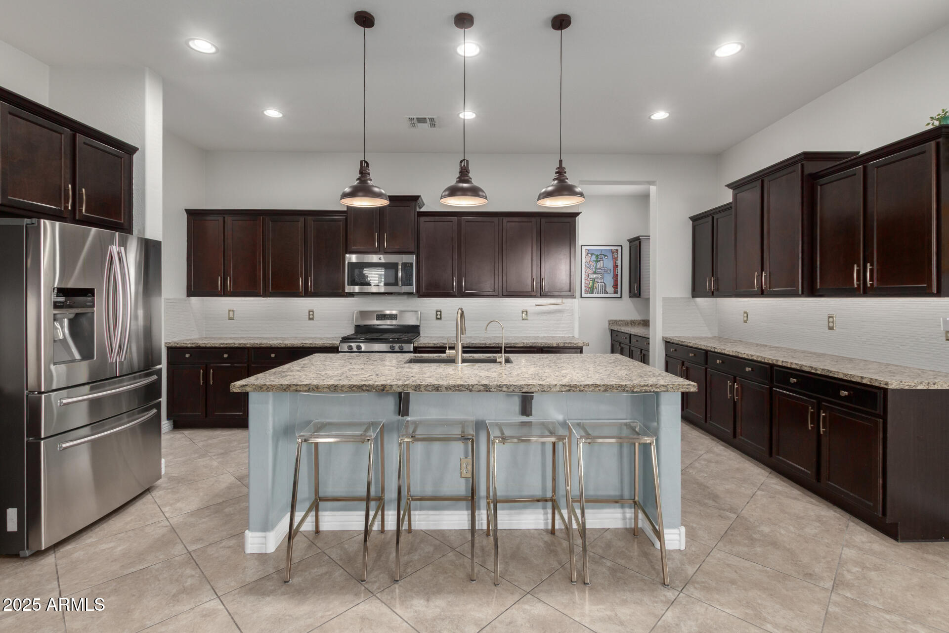 20252 E QUINTERO Road