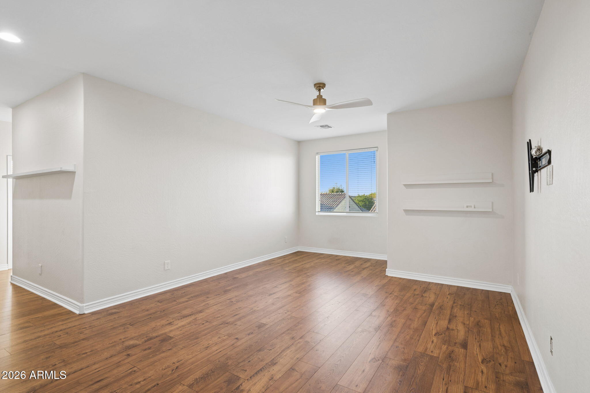 20252 E QUINTERO Road