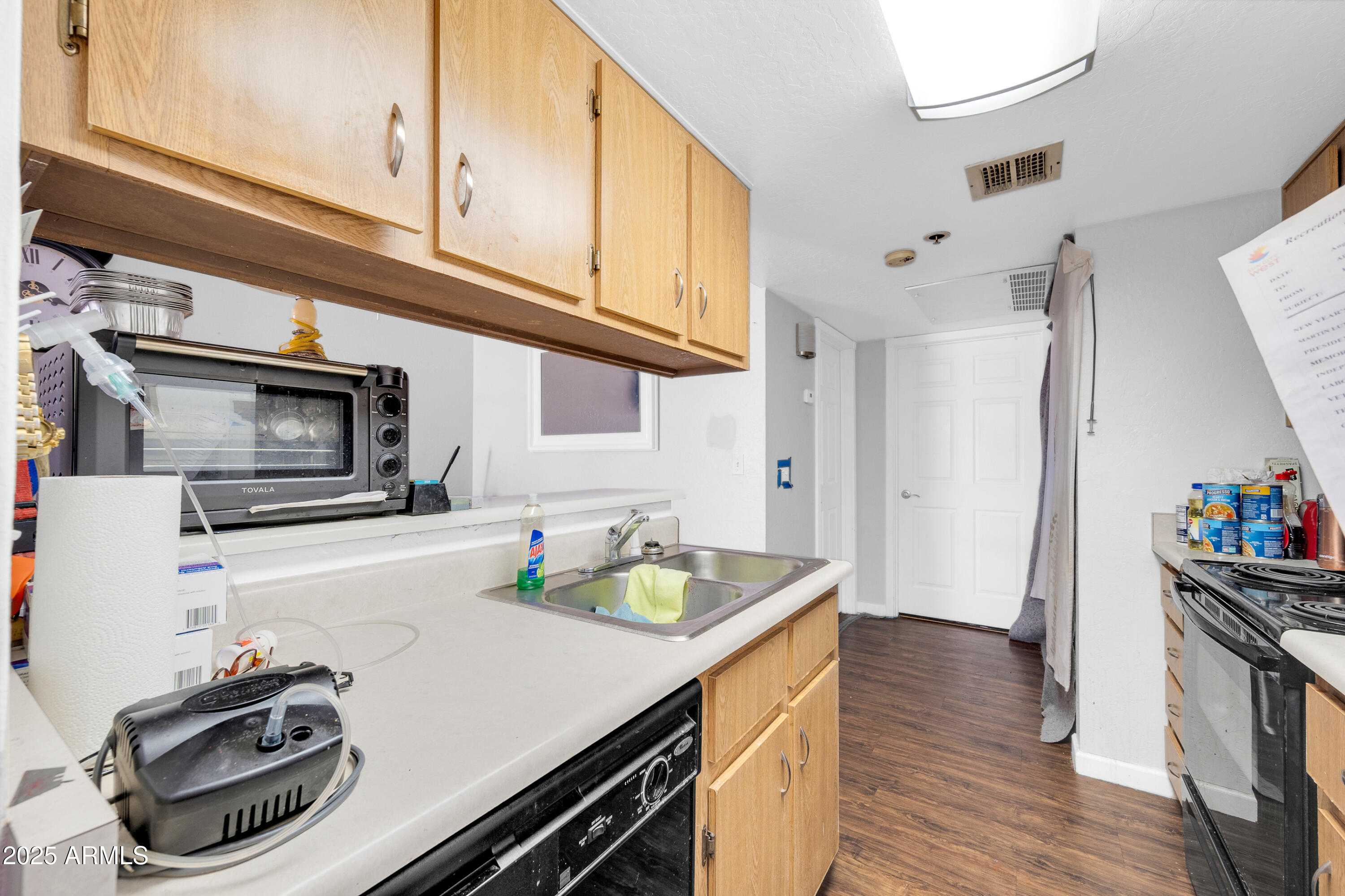 12123 W BELL Road 359