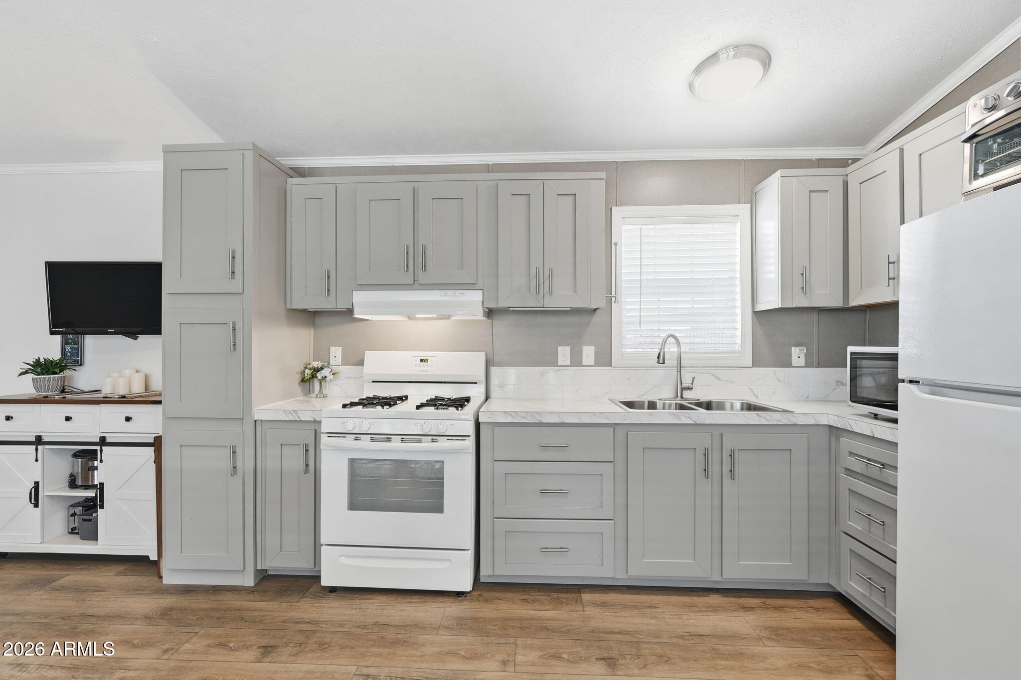 426 W Cottonwood Lane 35