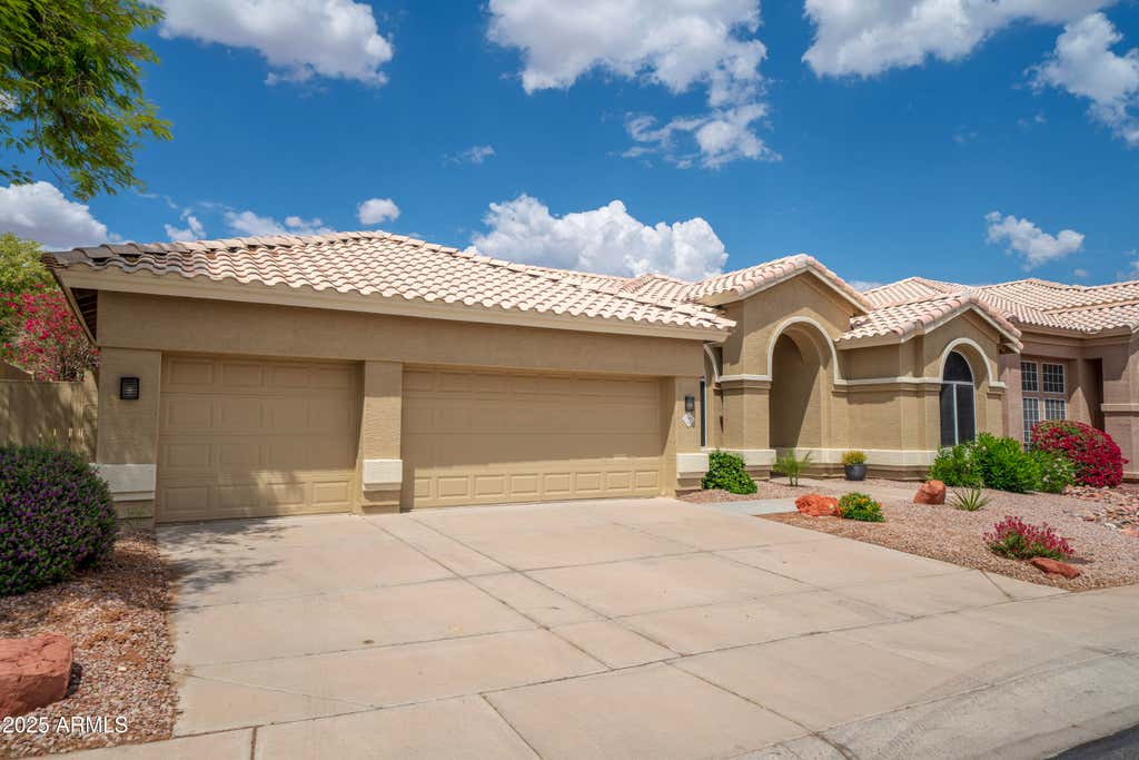 Photo of 6388 W Donald Drive, Glendale, AZ 85310 (MLS # 7044376)