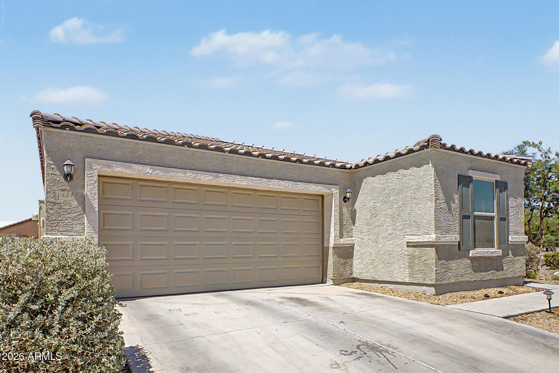 714 E MOUNTAIN VIEW Drive