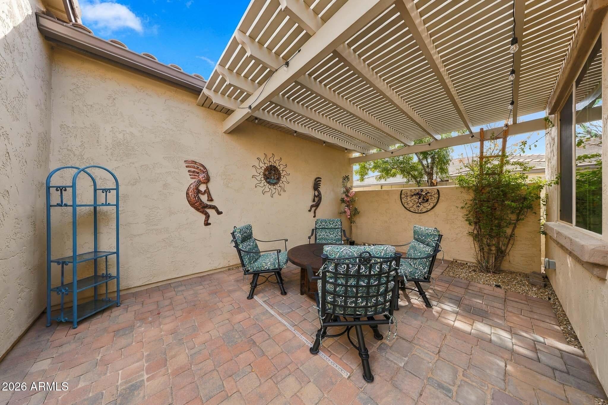 17780 W REDWOOD Lane