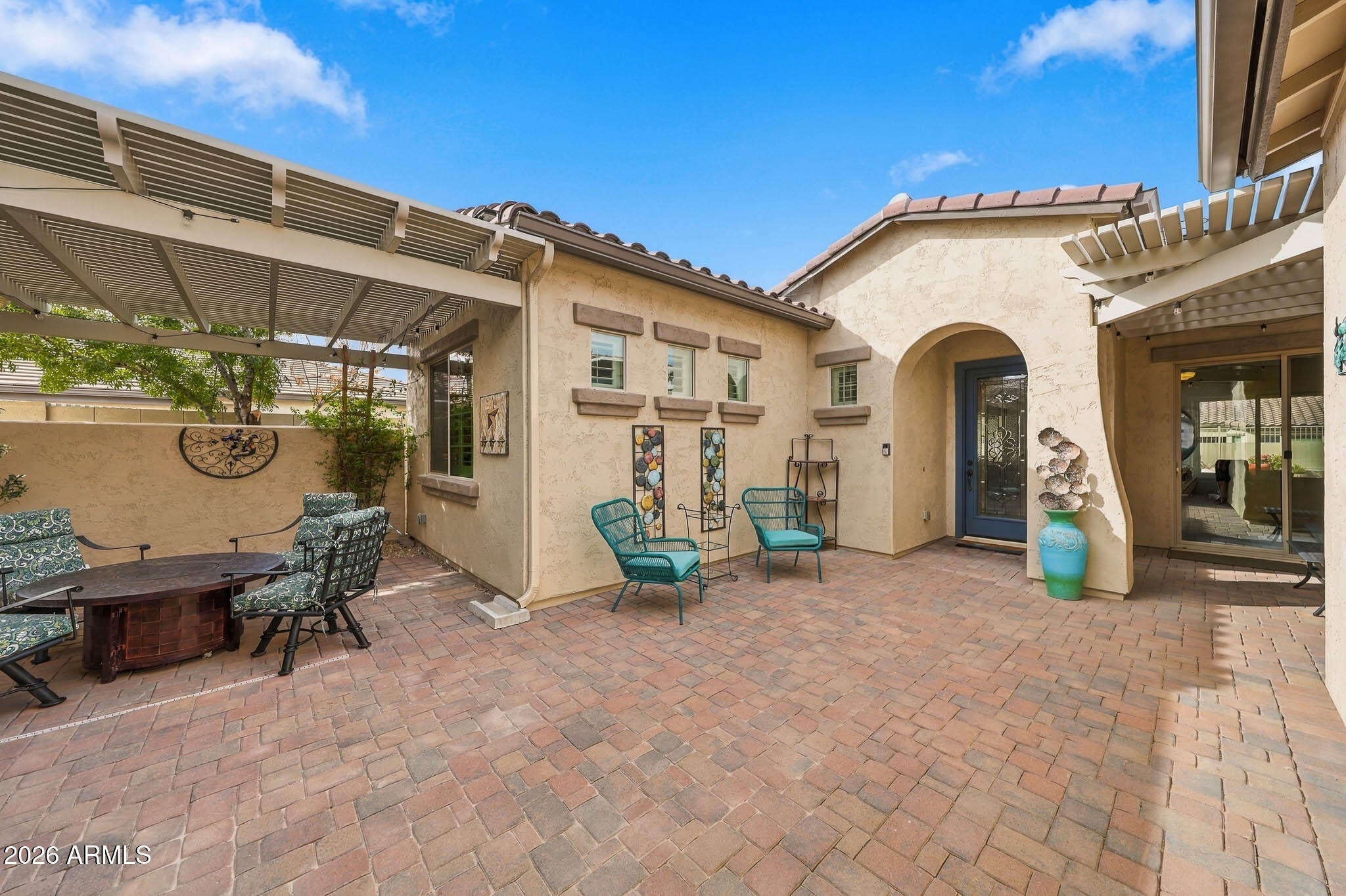 17780 W REDWOOD Lane