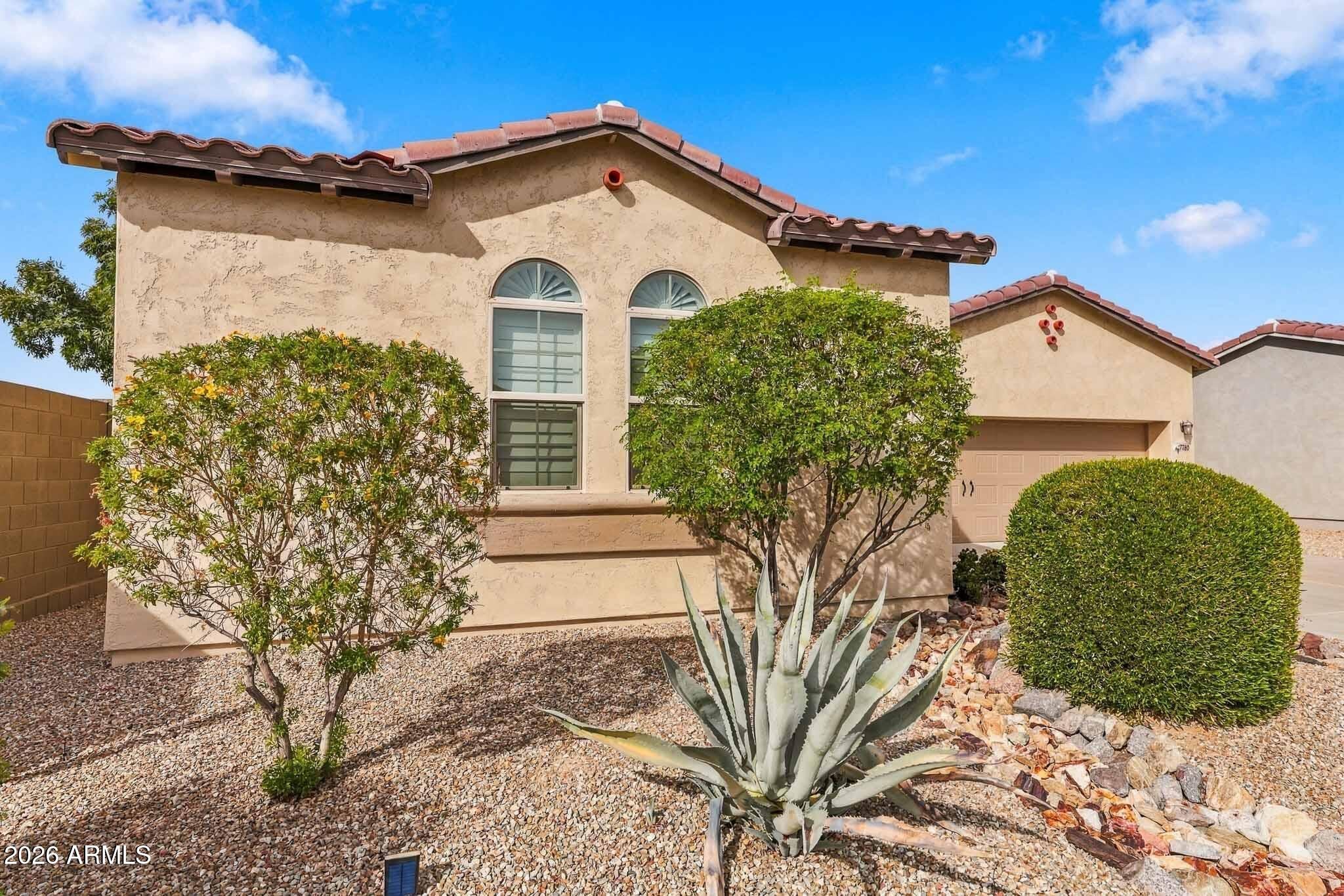 17780 W REDWOOD Lane