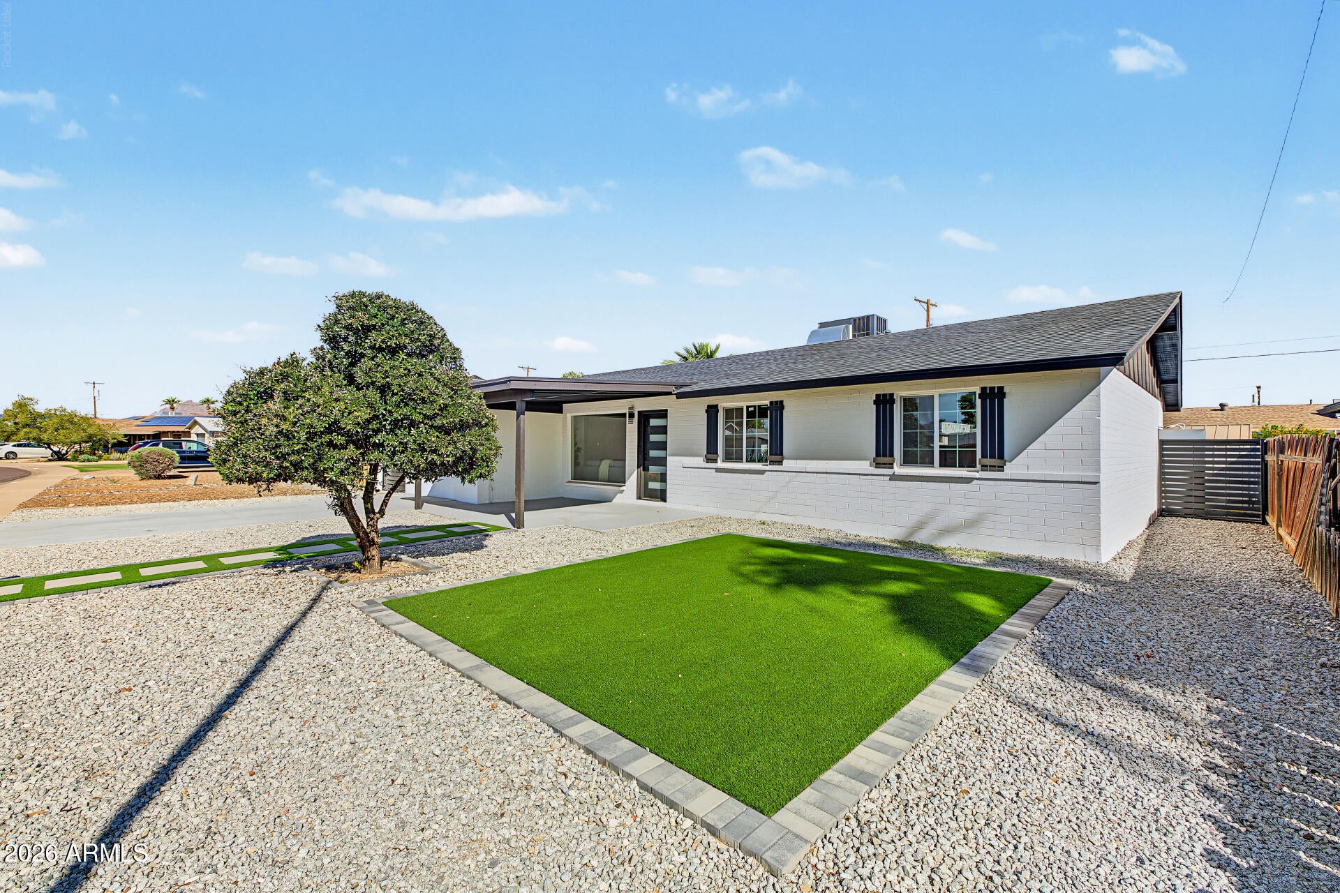 8226 E GRANADA Road
