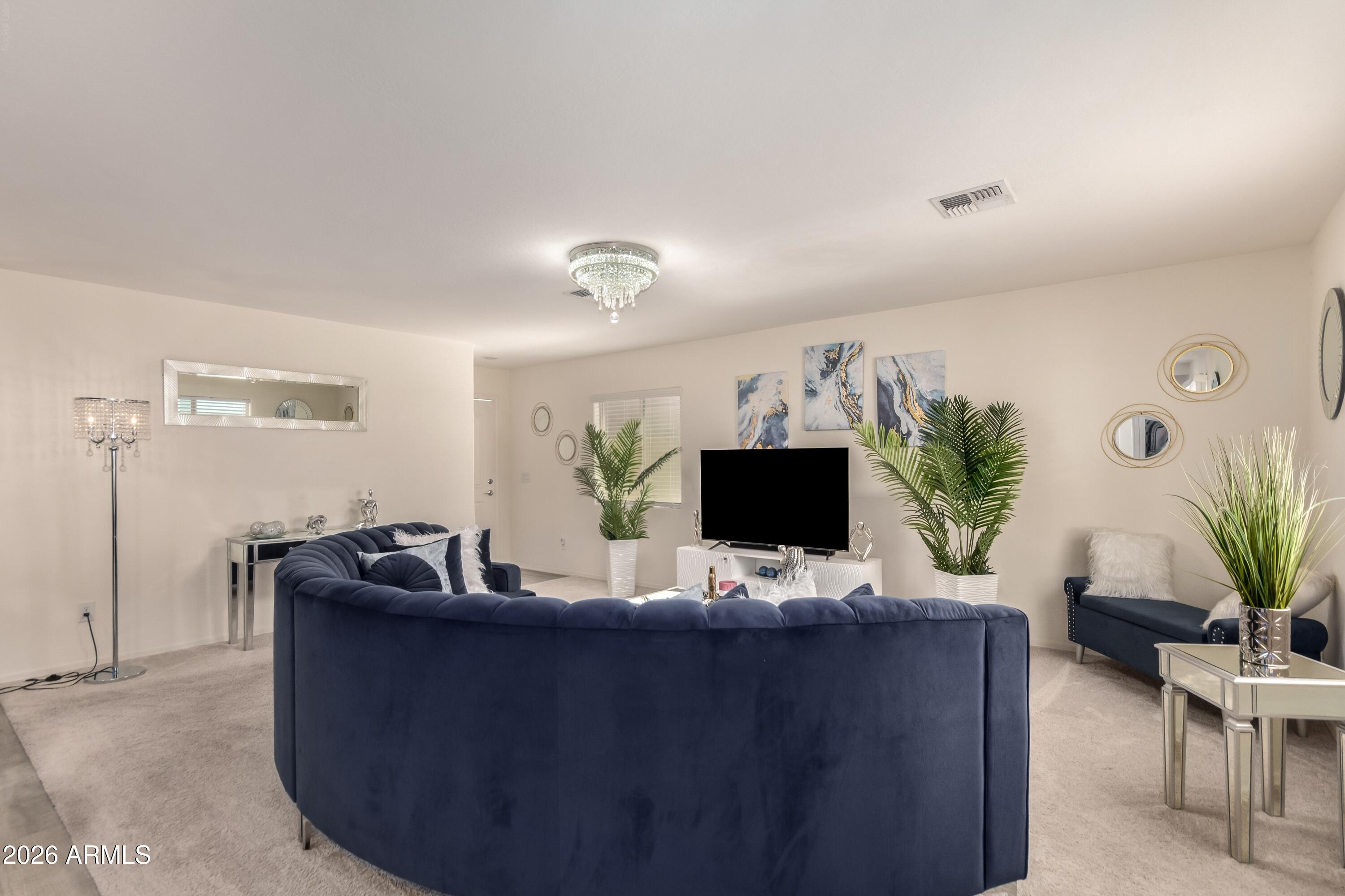 1535 E STROPLE Drive