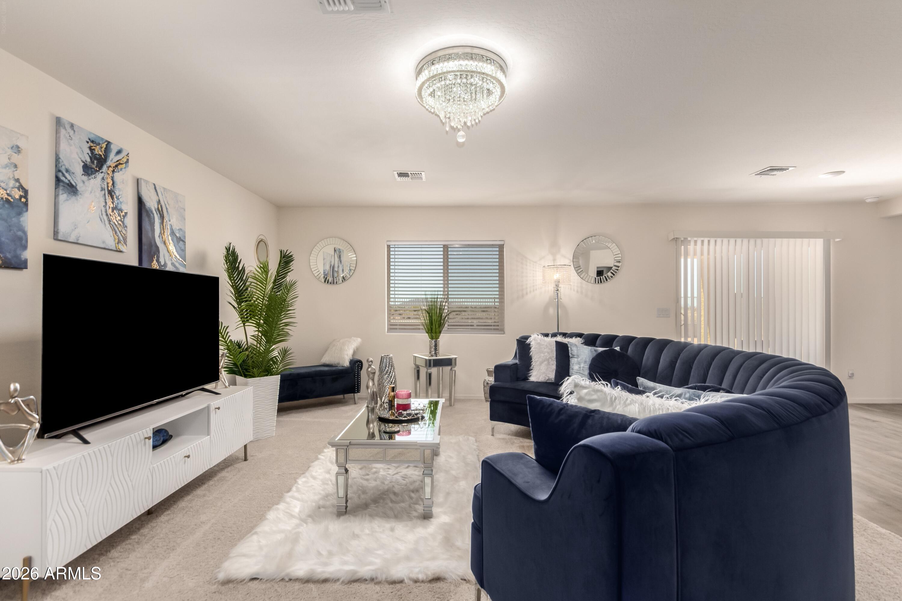 1535 E STROPLE Drive