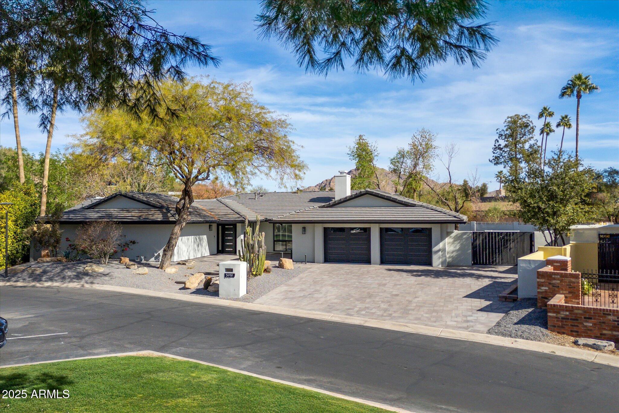 5919 N 45TH Street