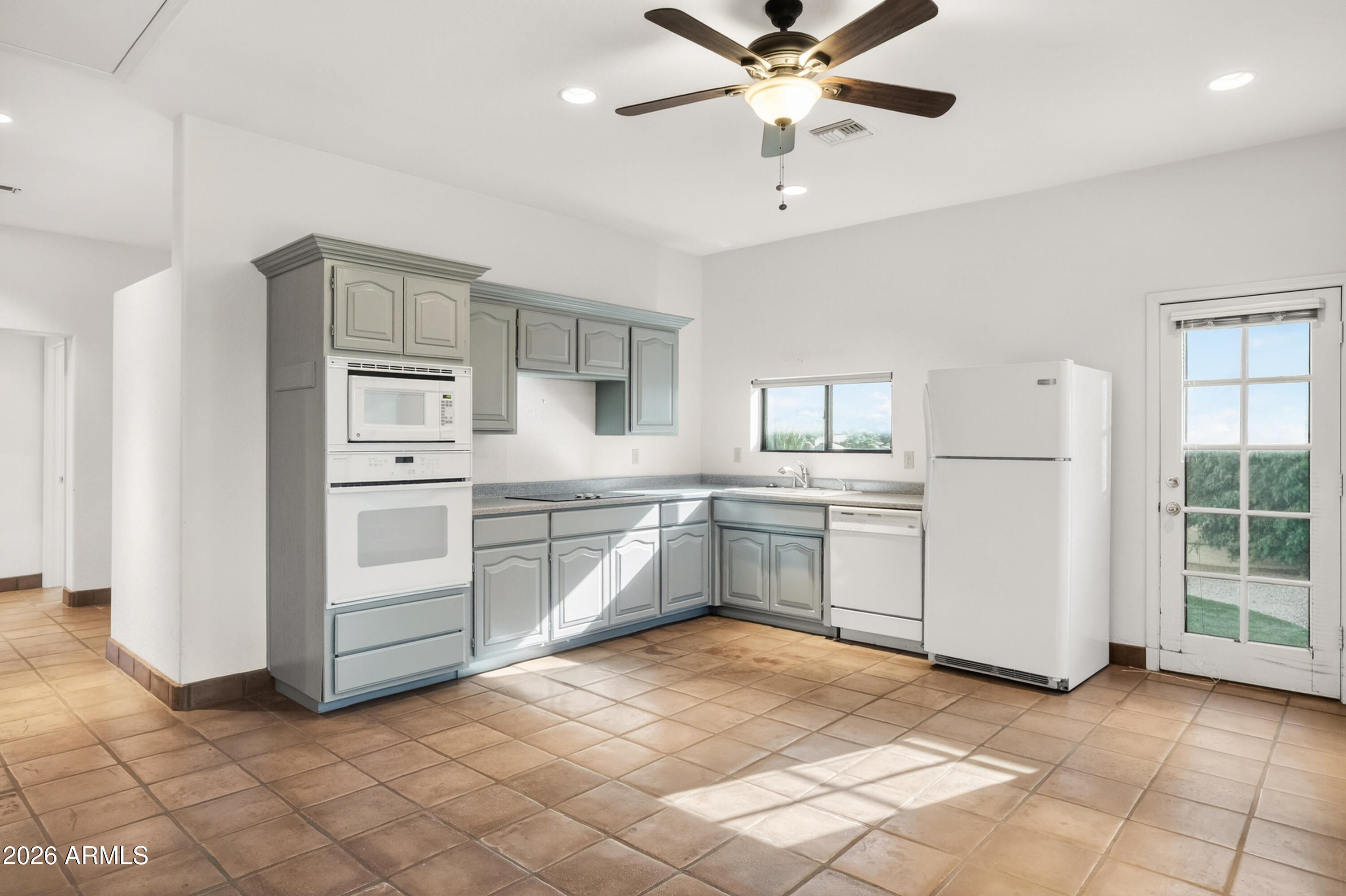 CAREFREE ROLLING HILLS UNIT 3 - Residential