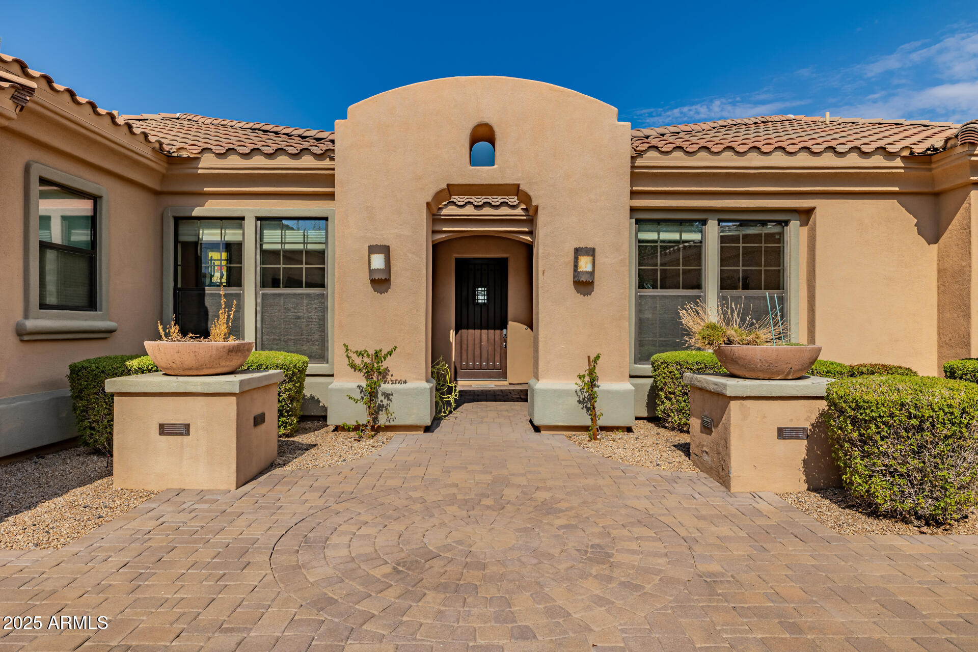 9990 E DESERT BEAUTY Drive