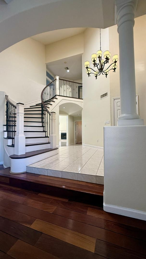 1655 E Saltsage Drive