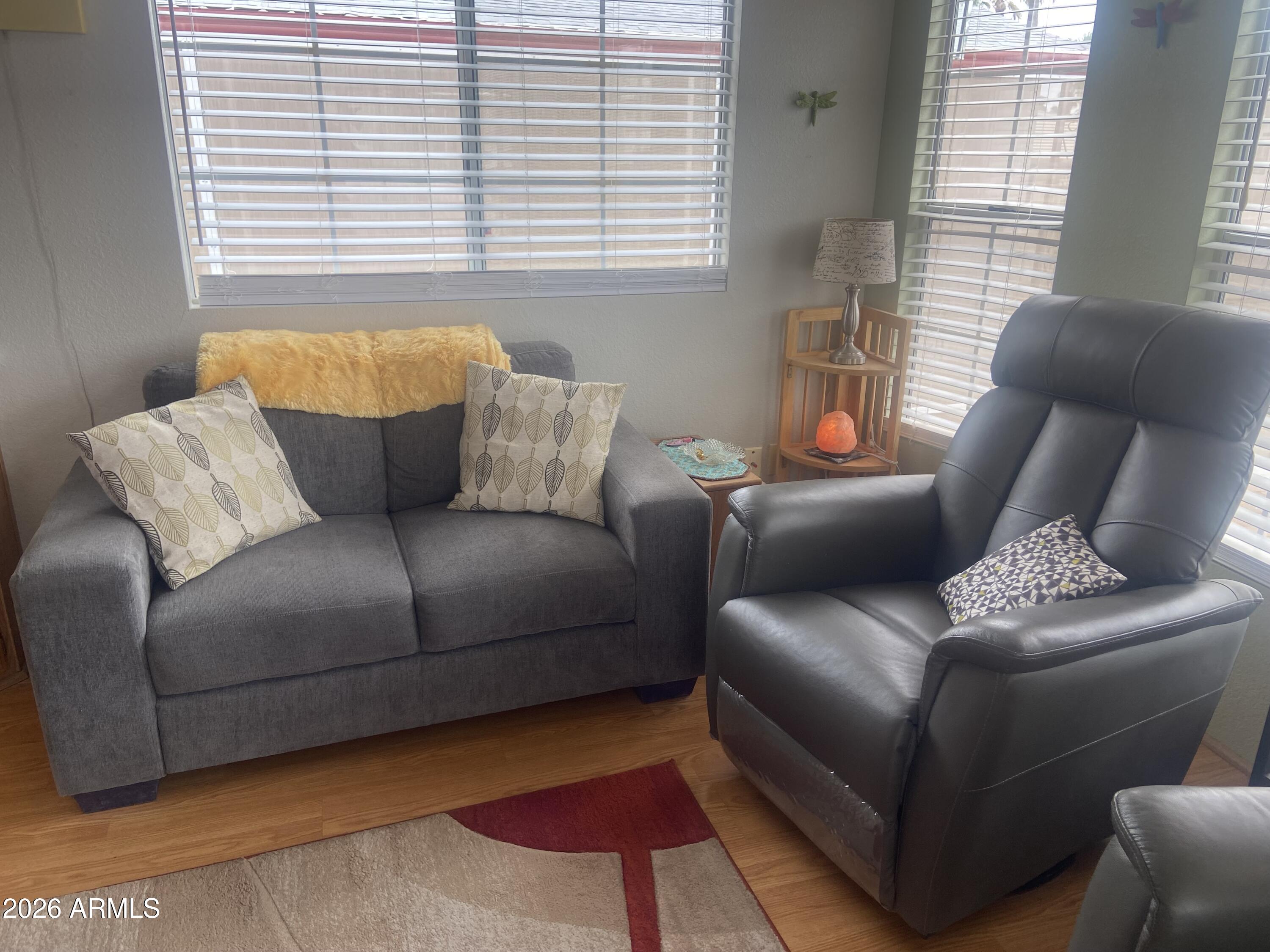 1367 W Chesapeake Avenue