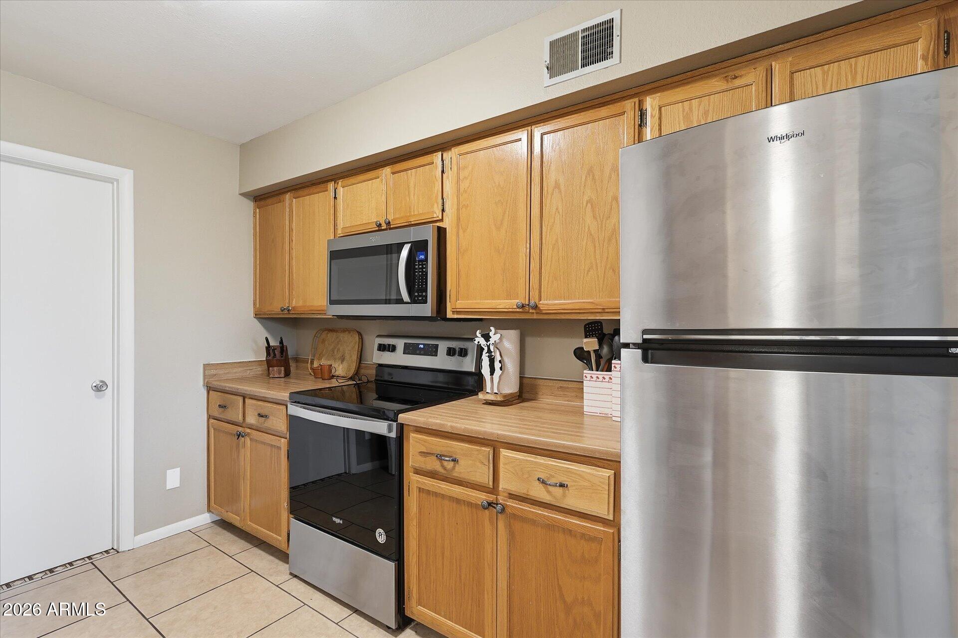 3270 S GOLDFIELD Road 716