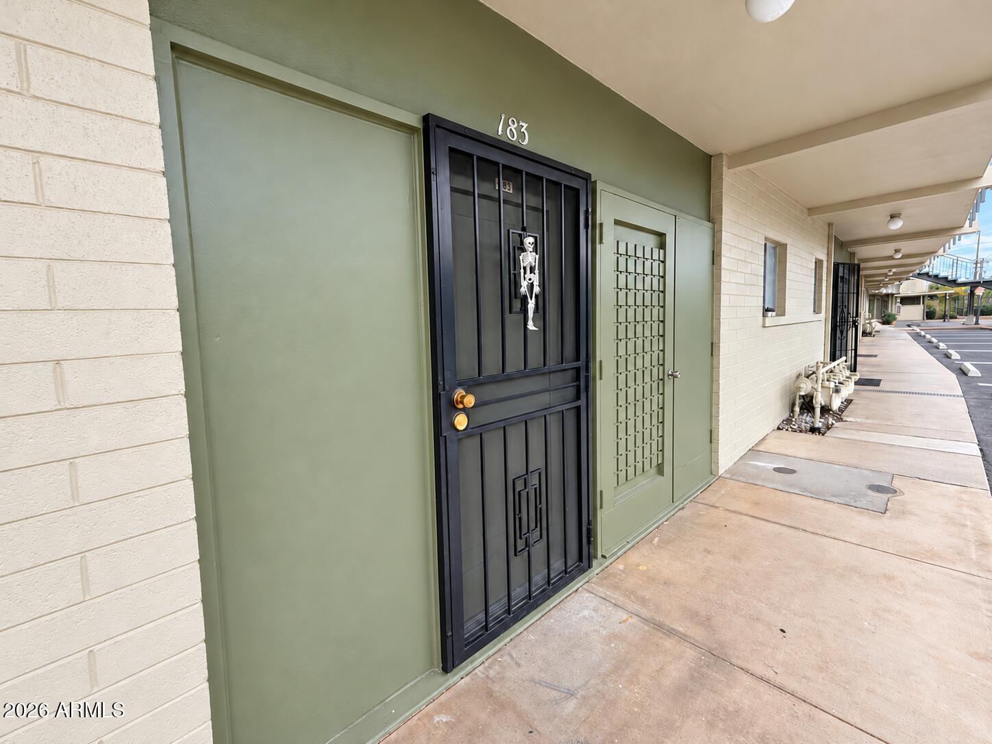 6125 E Indian School Road 183