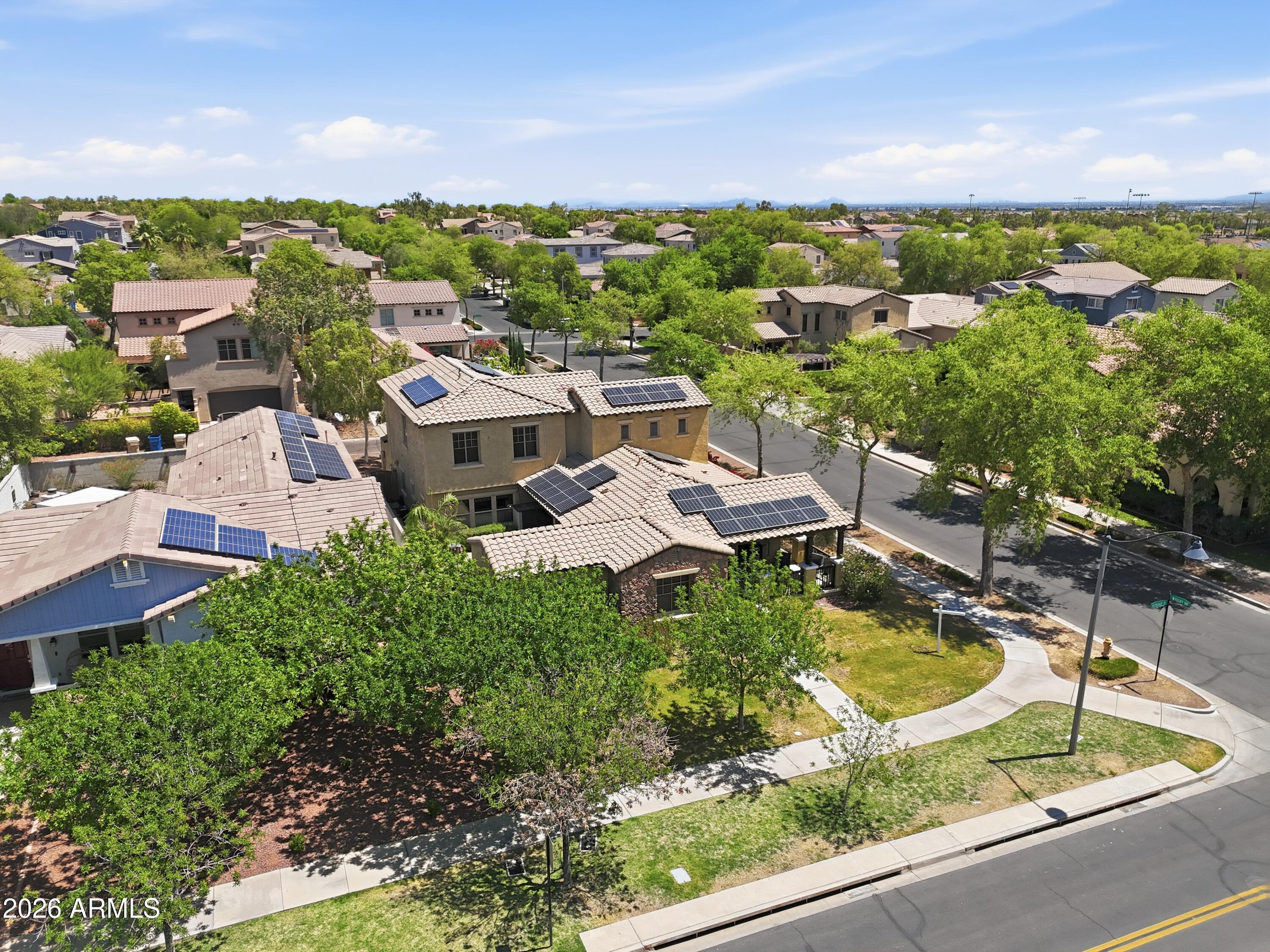 2877 N Heritage Street